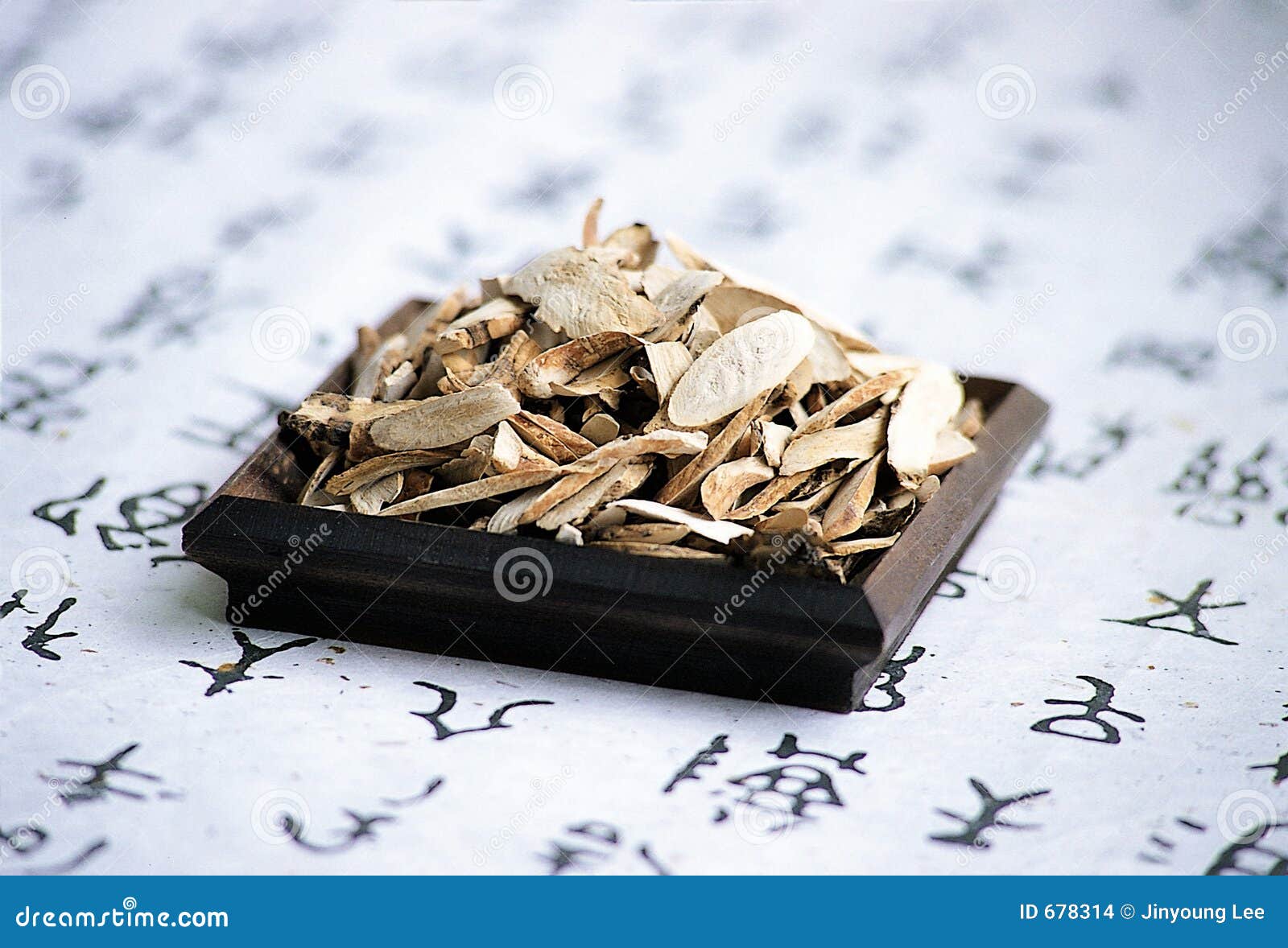 Oriental Medicine Stock Photo Image Of Piece Character 678314 oriental-medicine-stock-photo-image-of-piece-character-678314