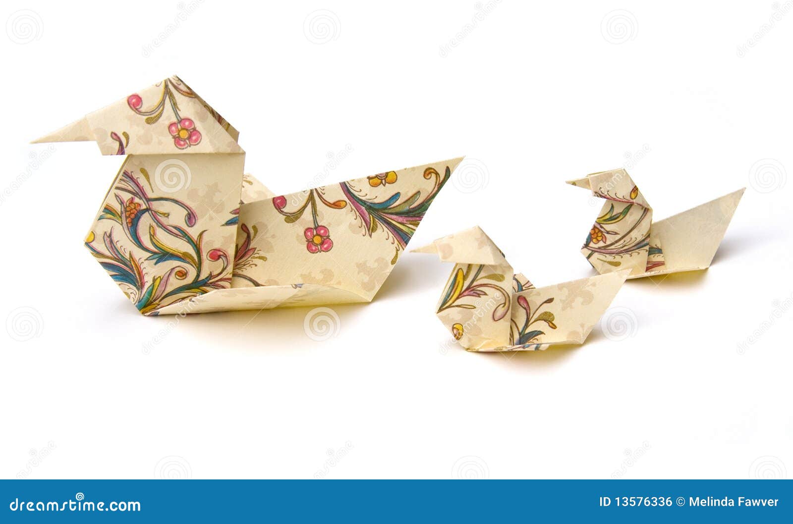 Origami Duck Paper Crafts Background, Paper Duck Picture Background Image  And Wallpaper for Free Download