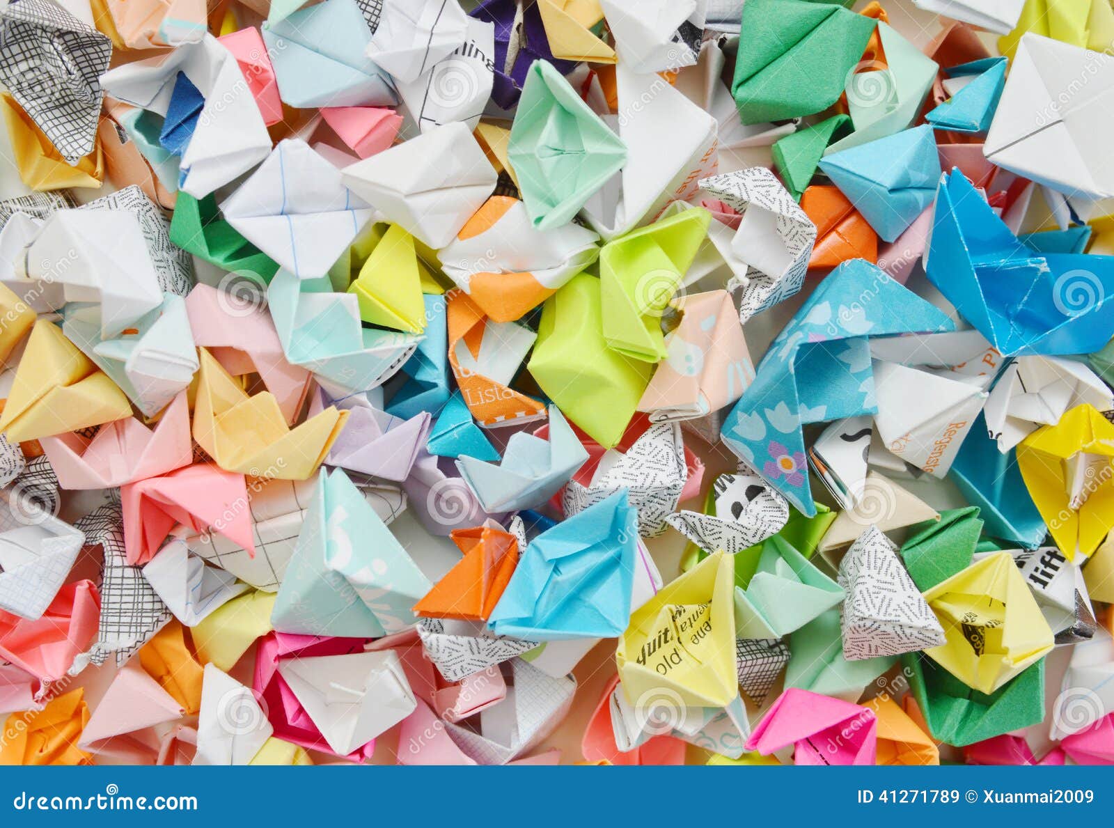 Origami Schiffe stockbild. Bild von auslegung, konzepte - 41271789