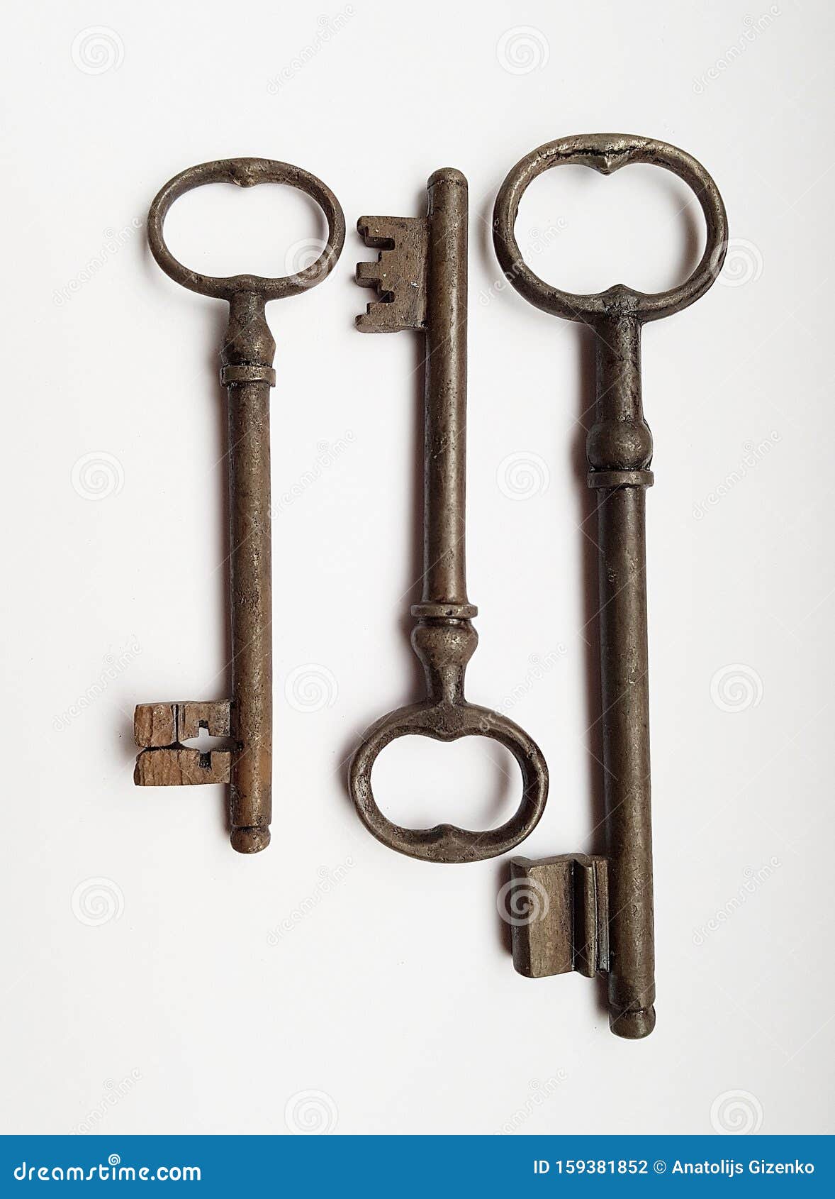 Skeleton Keys for Old Doors 