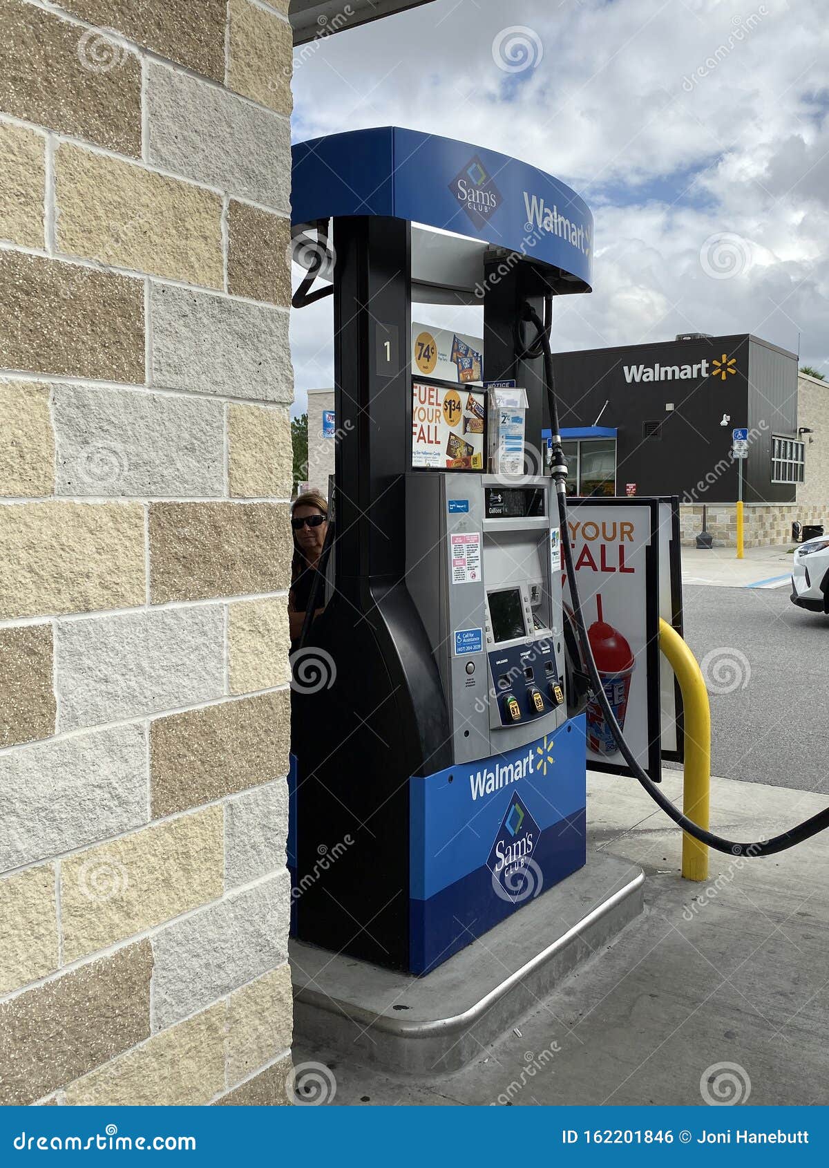 A Gas Pump at a Sams Club Gas Station Editorial Photo - Image of  automobile, ethanol: 162201846