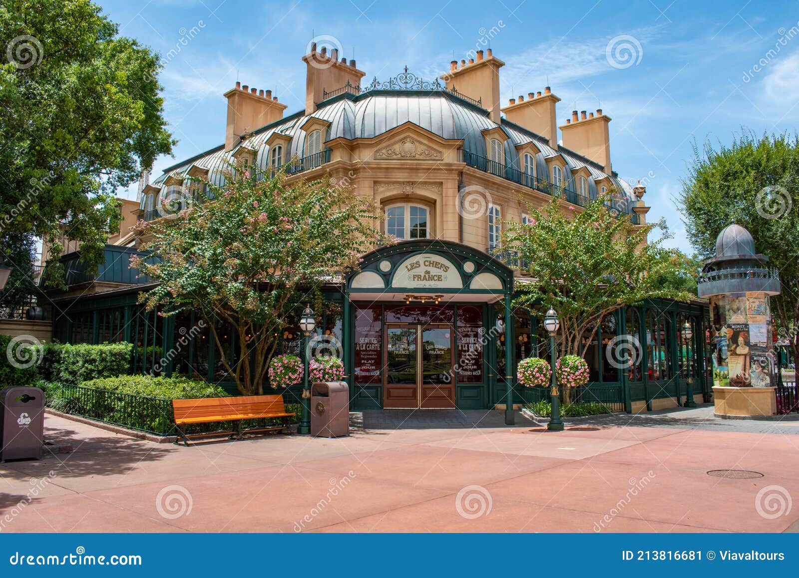 Panoramic View of Les Chefs De France Restaurant at Epcot 43 Editorial