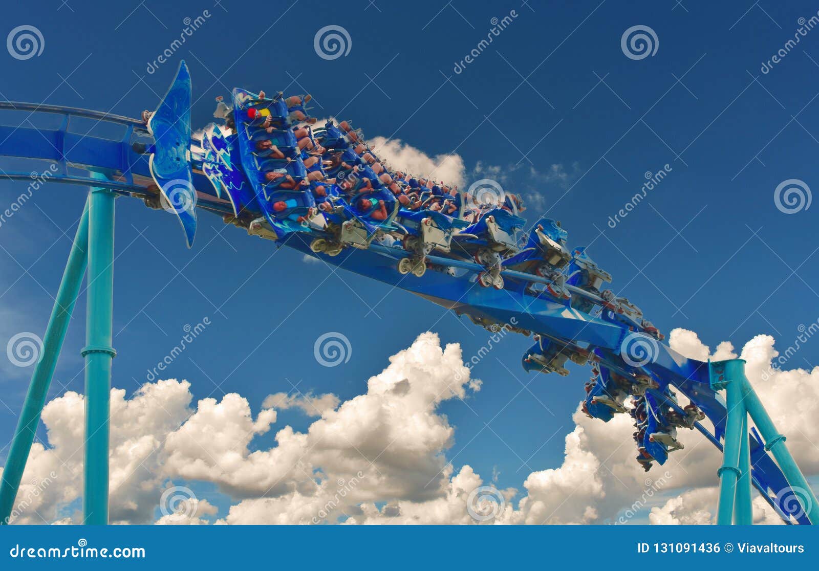 Roller coaster seaworld hi-res stock photography and images - Alamy