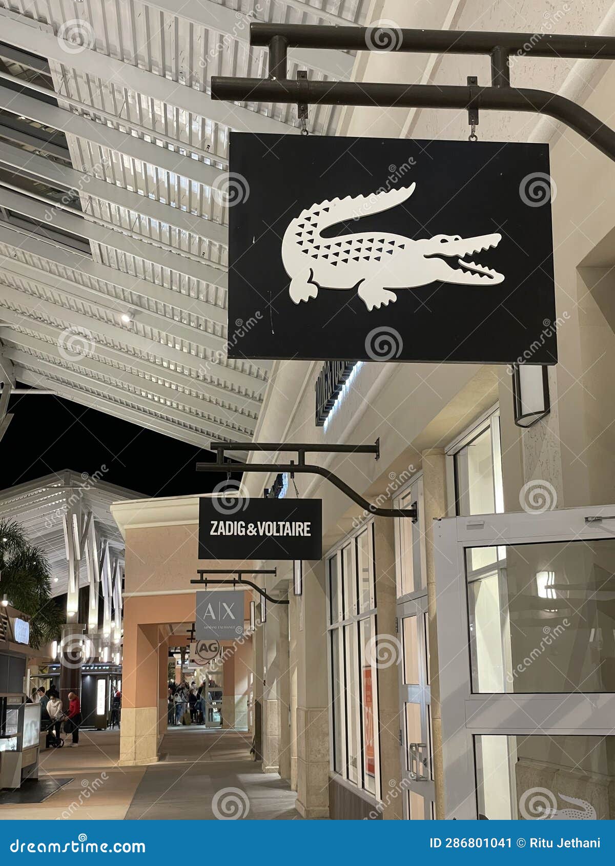 Orlando Florida Orlando Vineland Premium Outlets outlet factory store  fashion mall shopping Gucci designer outside exterior line queue Stock  Photo - Alamy