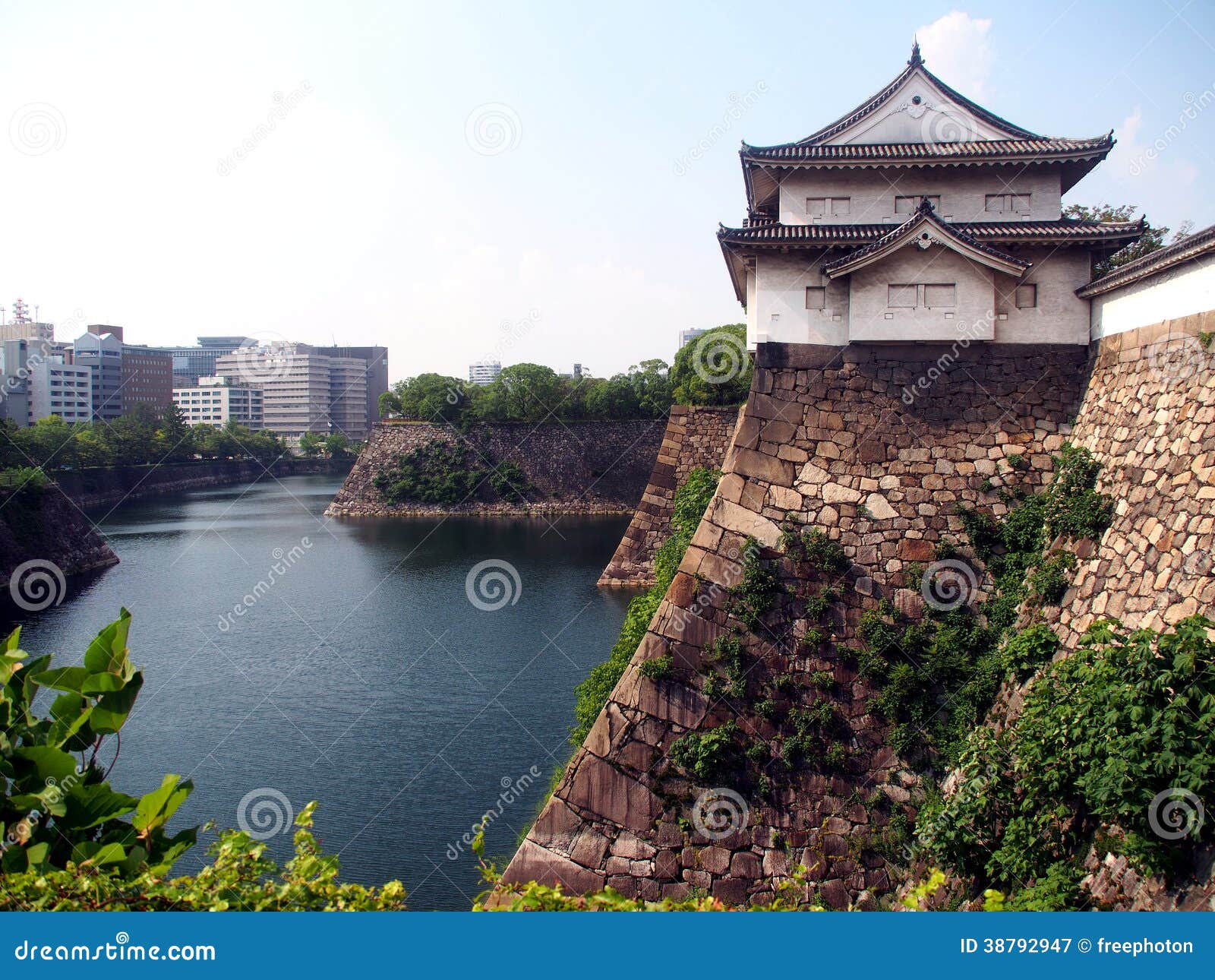 osaka castle rampart