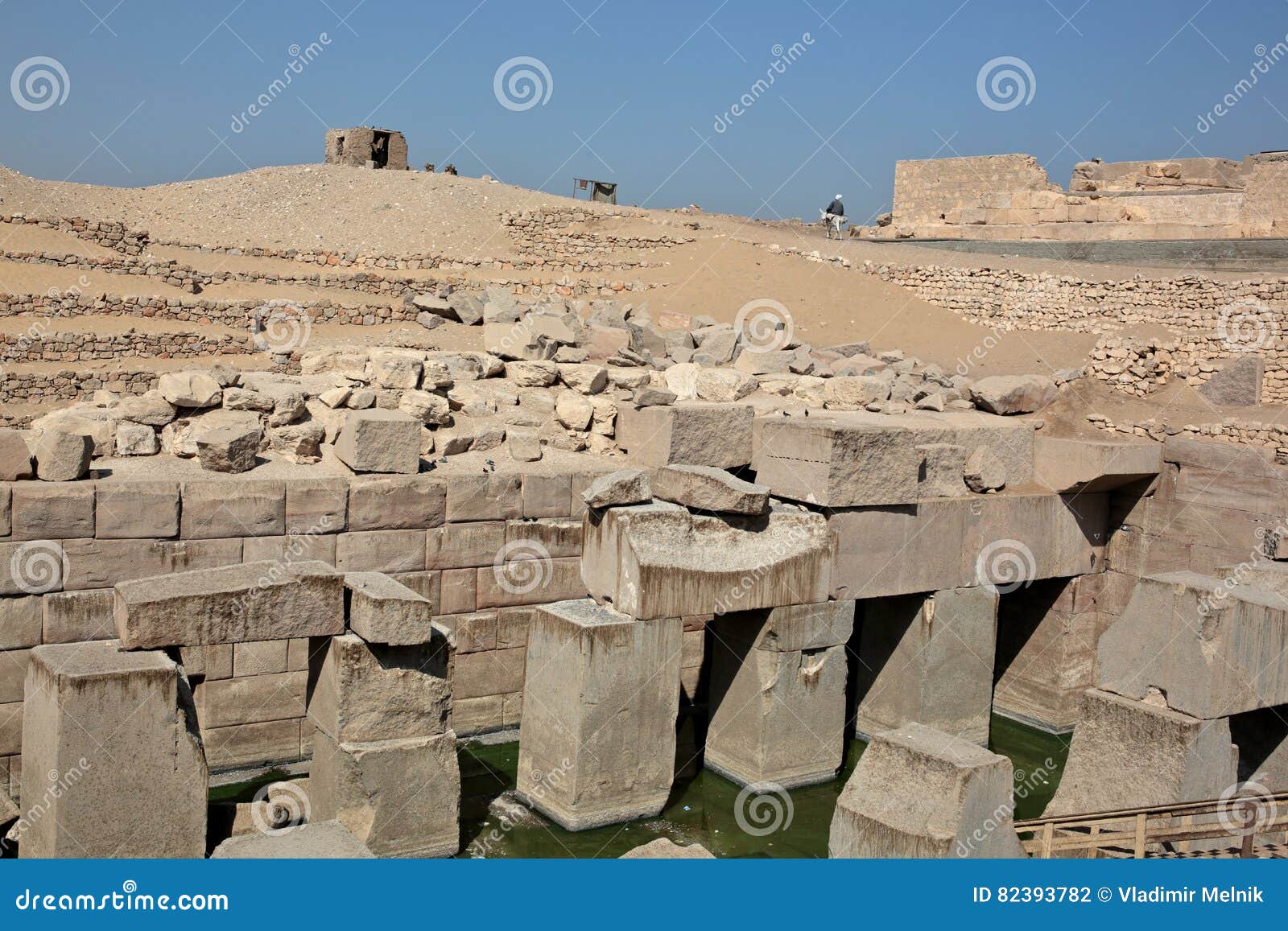 osirion-temple-abydos-egypt-mysterious-which-flooded-ground-waters-82393782.jpg