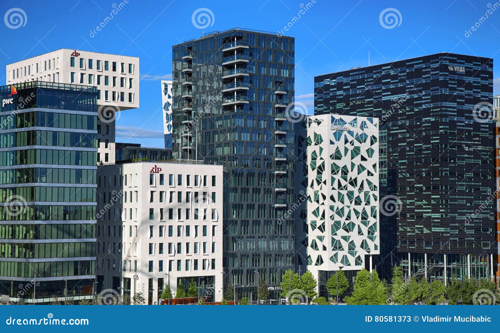 Pioner hvor som helst mærke OSLO, NORWAY â€“ AUGUST 17, 2016: View of the Modern Oslo Business District  Bjorvika on Dronning Eufemias Gate Street. Modern Arc Editorial Stock Photo  - Image of capital, daytime: 80581373