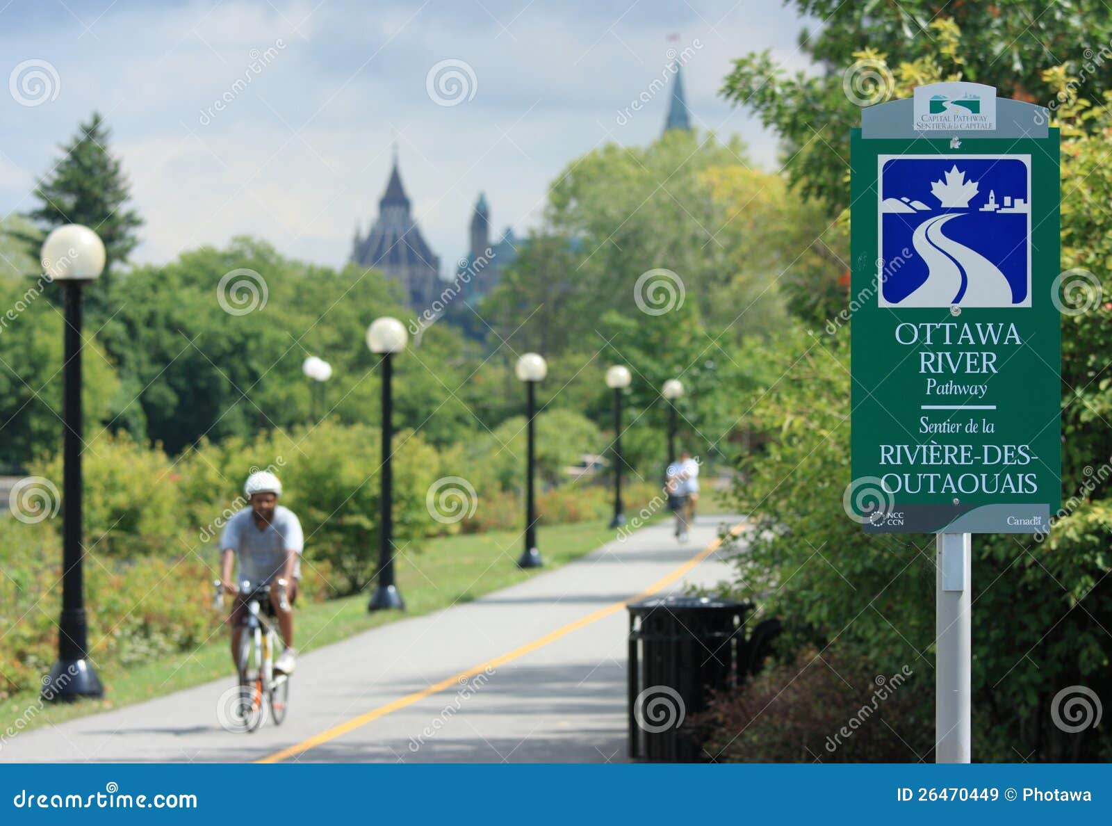 Ottawa River Pathway editorial stock image. Image of summer 26470449
