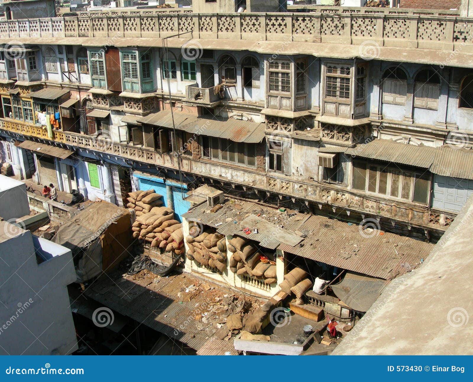 Oud Delhi, India stock foto. Image of indisch, overvol 573430