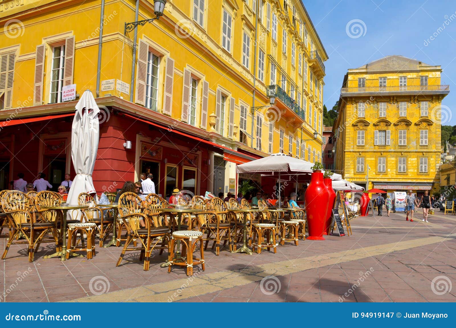 hoog lijden Ontwaken Oude Stad Van Nice, Frankrijk Redactionele Fotografie - Image of buiten,  koffiehuis: 94919147