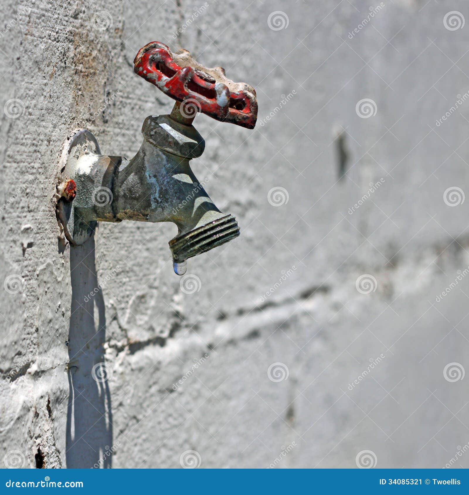 Outdoor Faucet Stock Image Image Of Faucet Plumbing 34085321