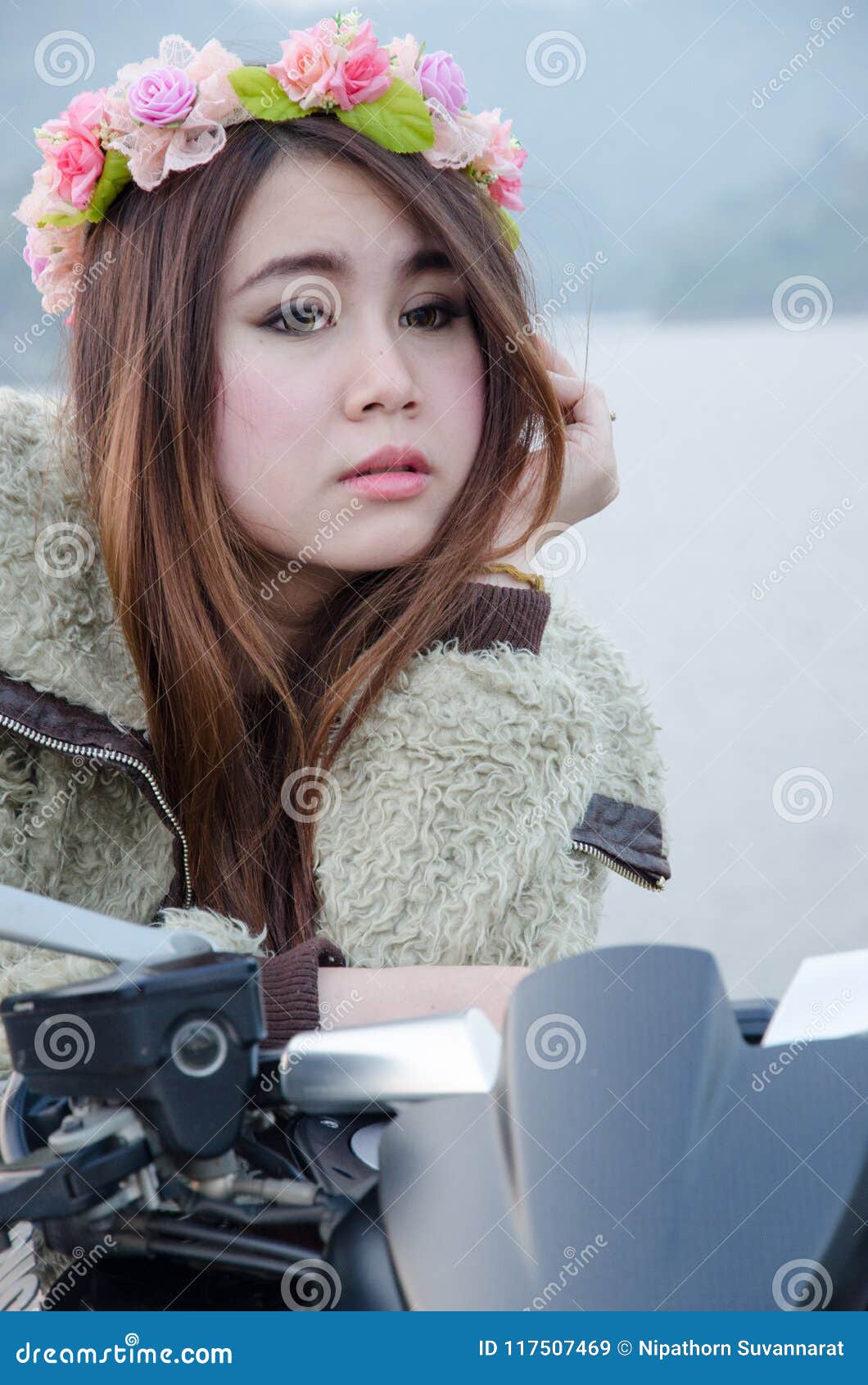 Hot asian girls on motorcycles - Adult gallery