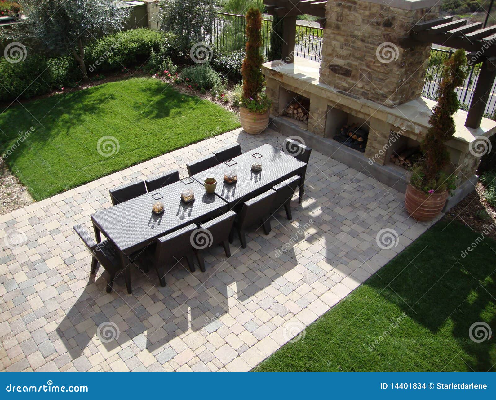 outdoor patio and fireplace