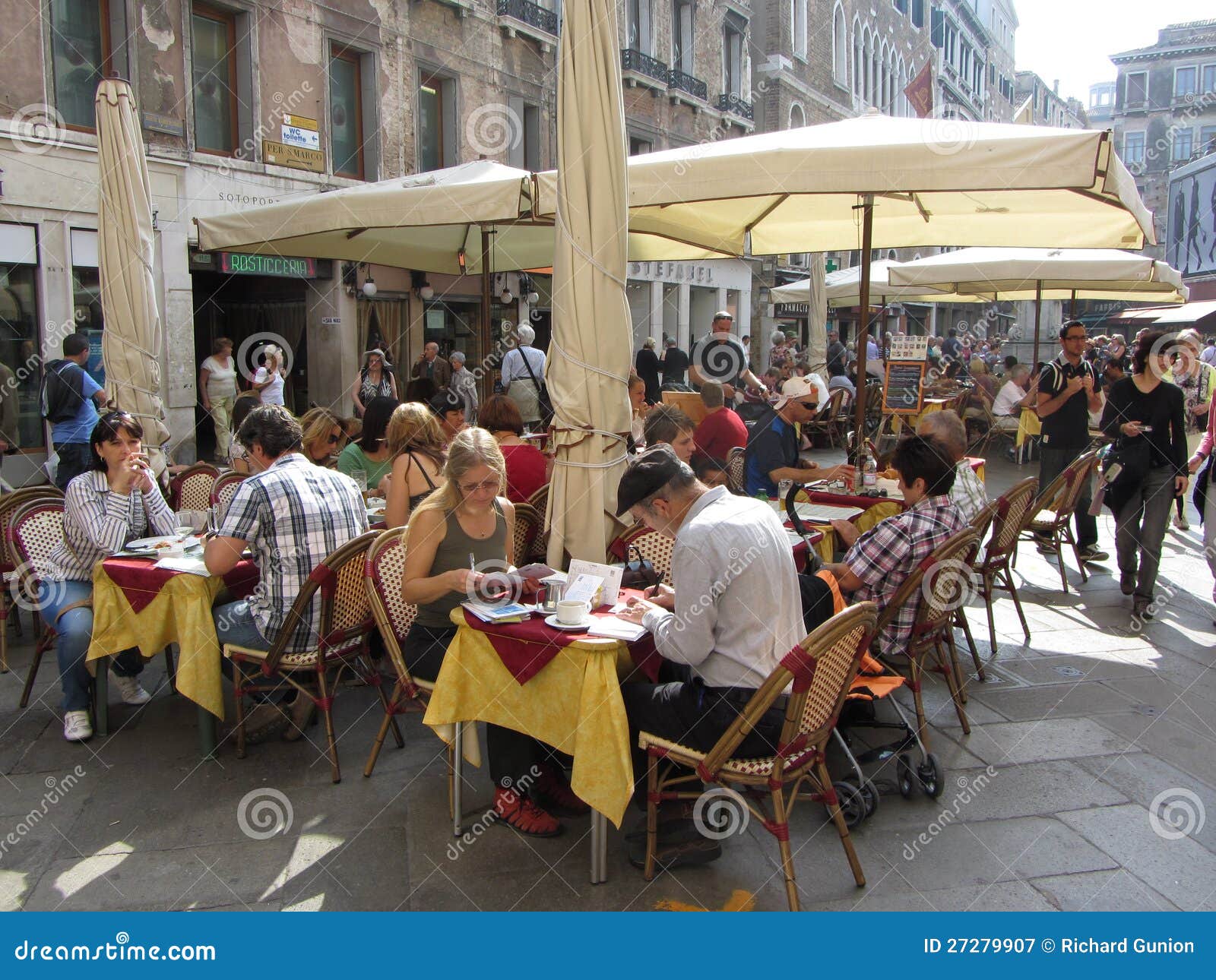 Outdoor Restaurant in Venice Editorial Photography Image of chairs
