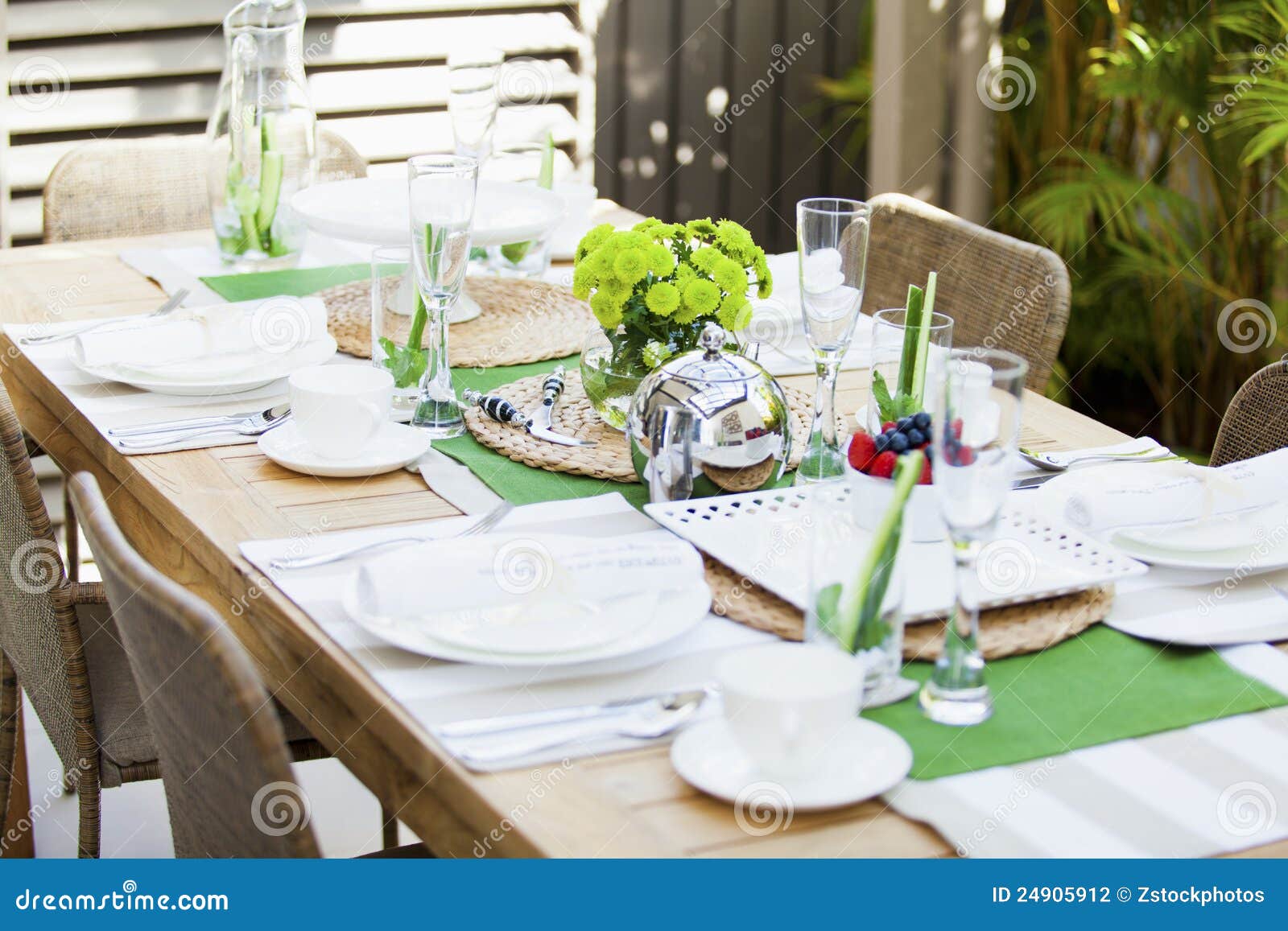 Outdoor Table Setting Stock Photography - Image: 24905912