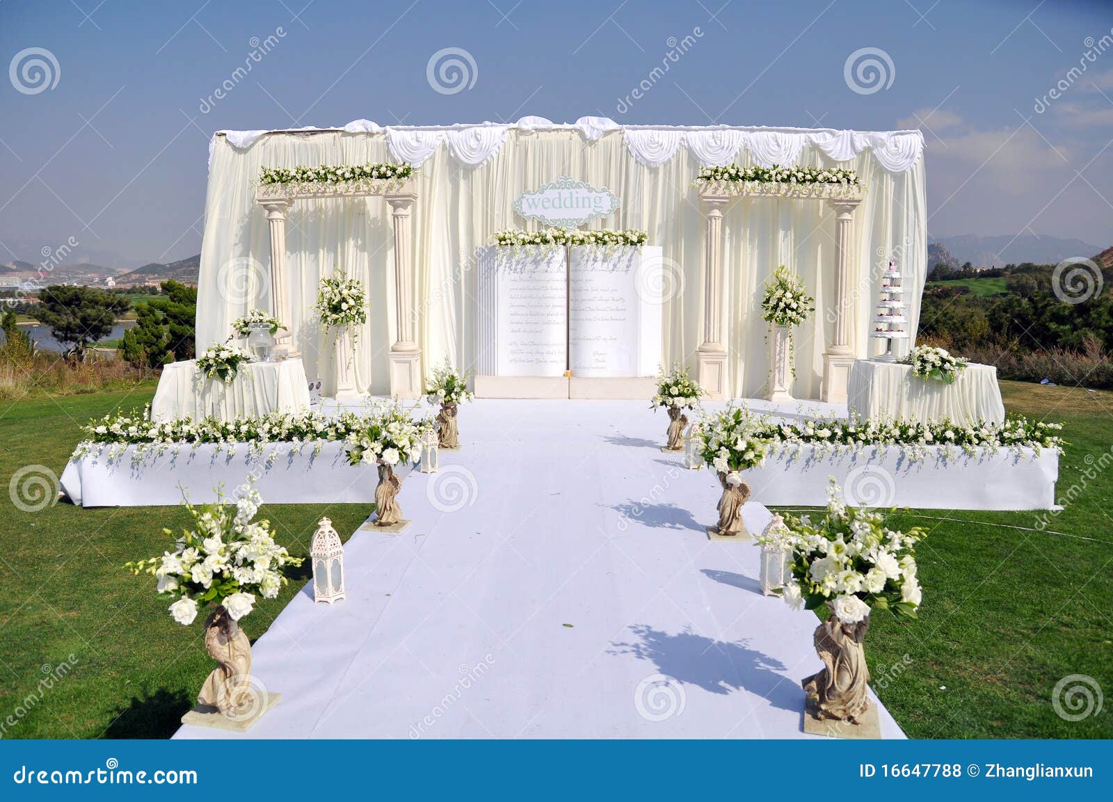 7,517 Wedding Stage Stock Photos - Free & Royalty-Free Stock Photos from  Dreamstime