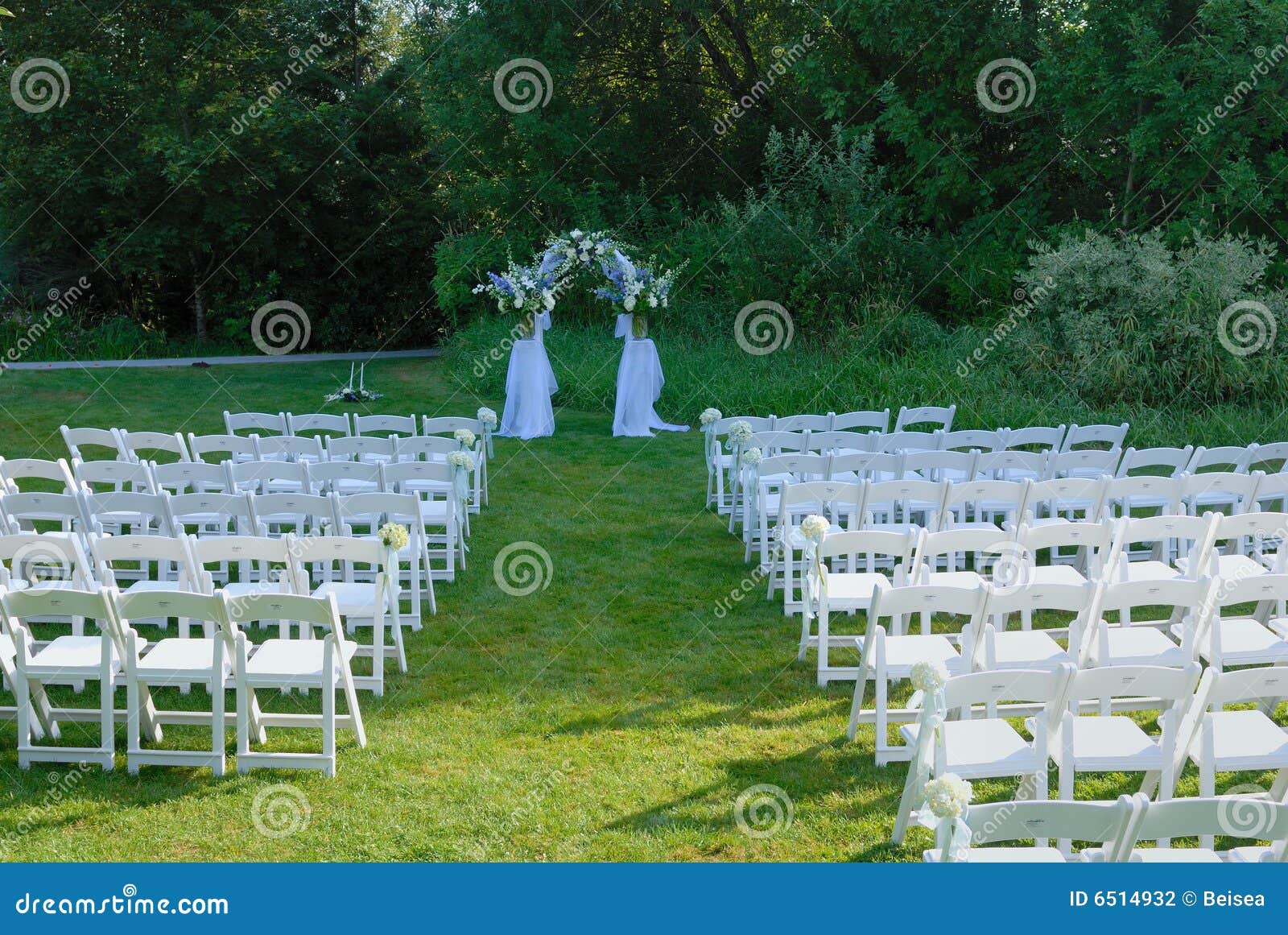 outdoor wedding venue