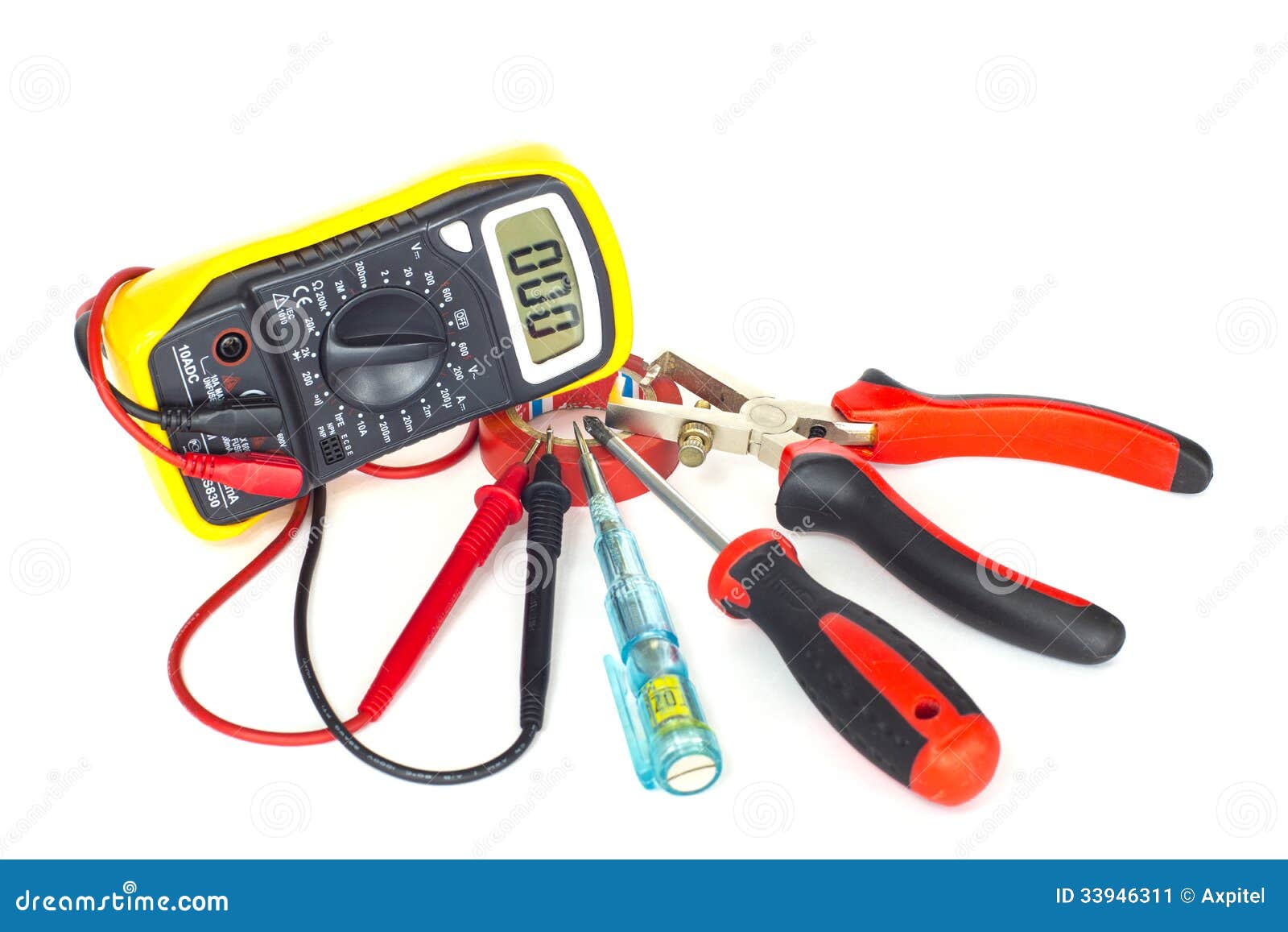 Outils D'électricien Professionnel Sur Fond De Bois. Tous Les Outils Avec  Des Éléments Rouges. Pinces, Gants. Connecteurs, Sonde Multimètre. Vue De  Dessus. Orientation Portrait. Banque D'Images et Photos Libres De Droits.  Image