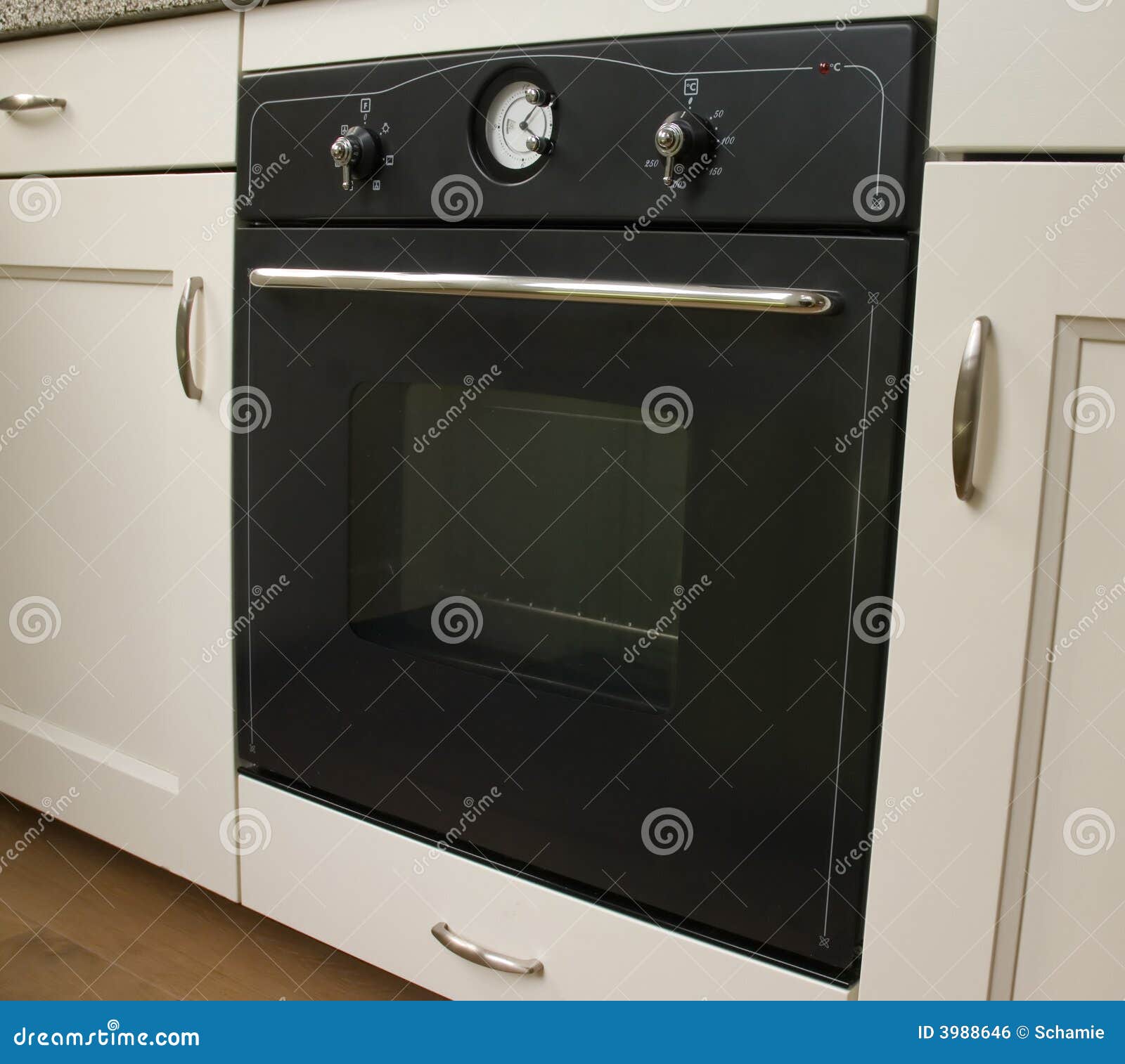 Heating Food In A Microwave Oven Stock Photo, Picture and Royalty Free  Image. Image 178439242.