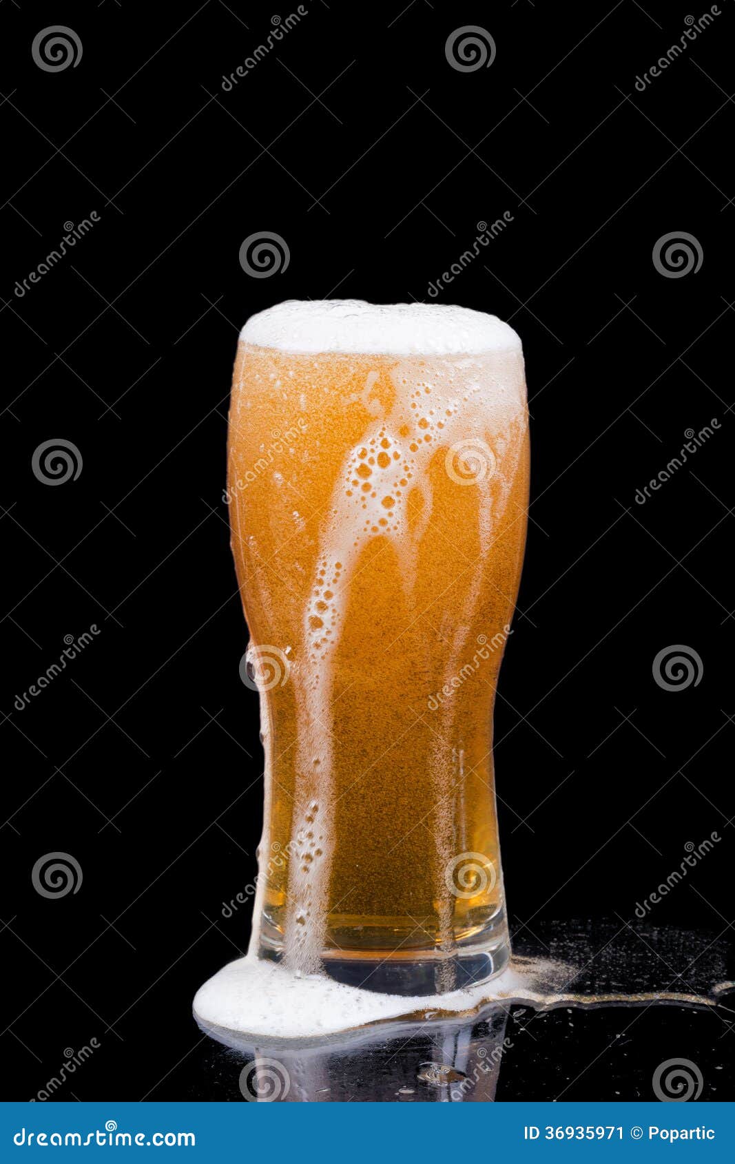 Overflowing beer stock image. Image of beverage, head 36935971