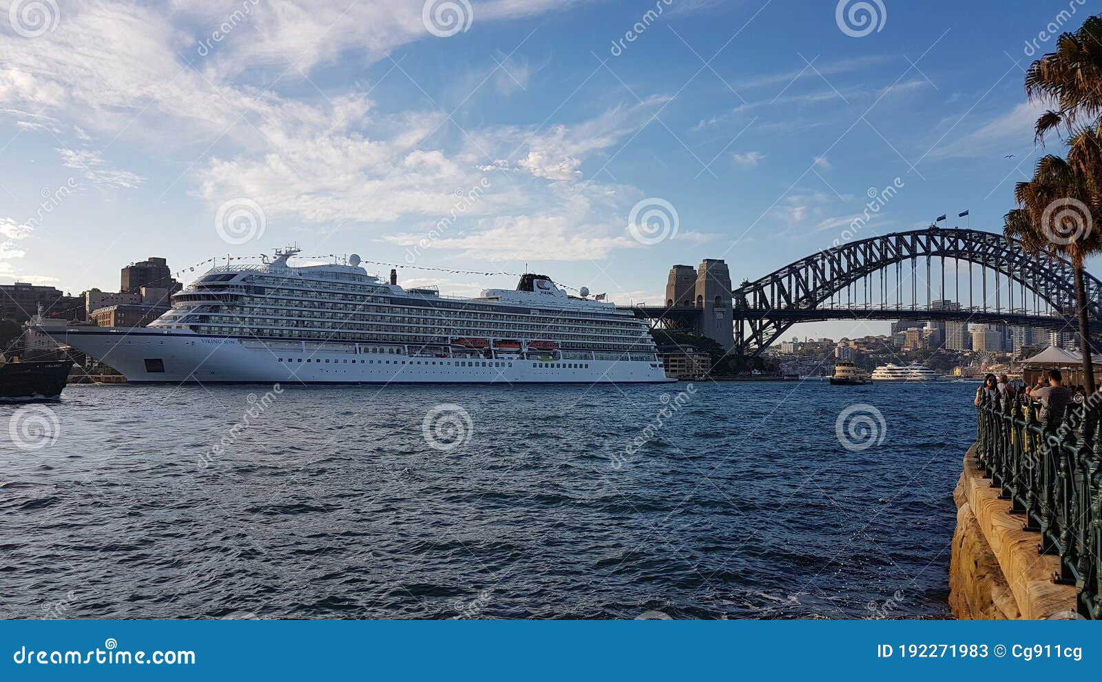 overseas passenger cruise terminal to (circular quay)