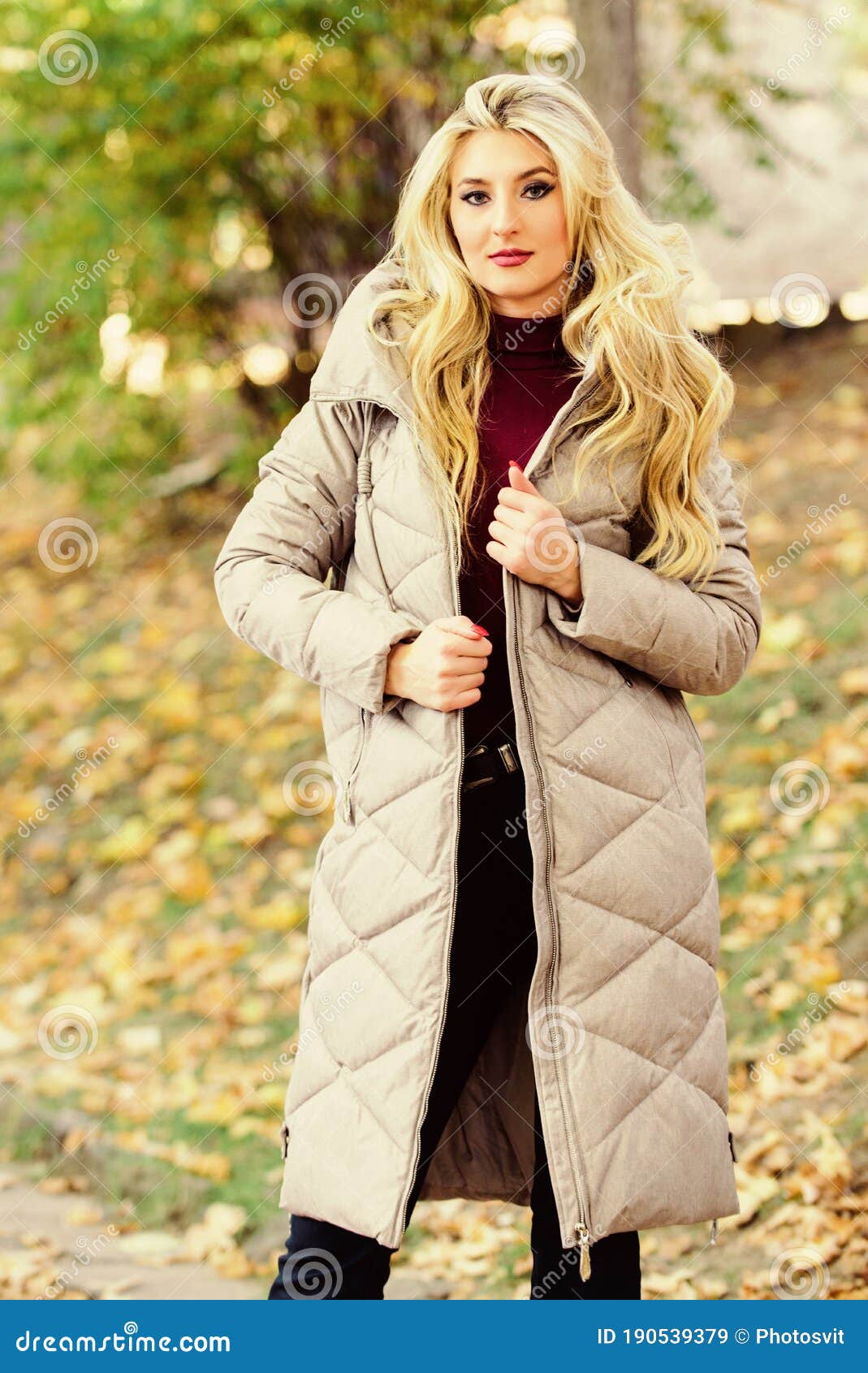 Oversized Jacket Trend. How To Rock Puffer Jacket Like Star. Puffer ...