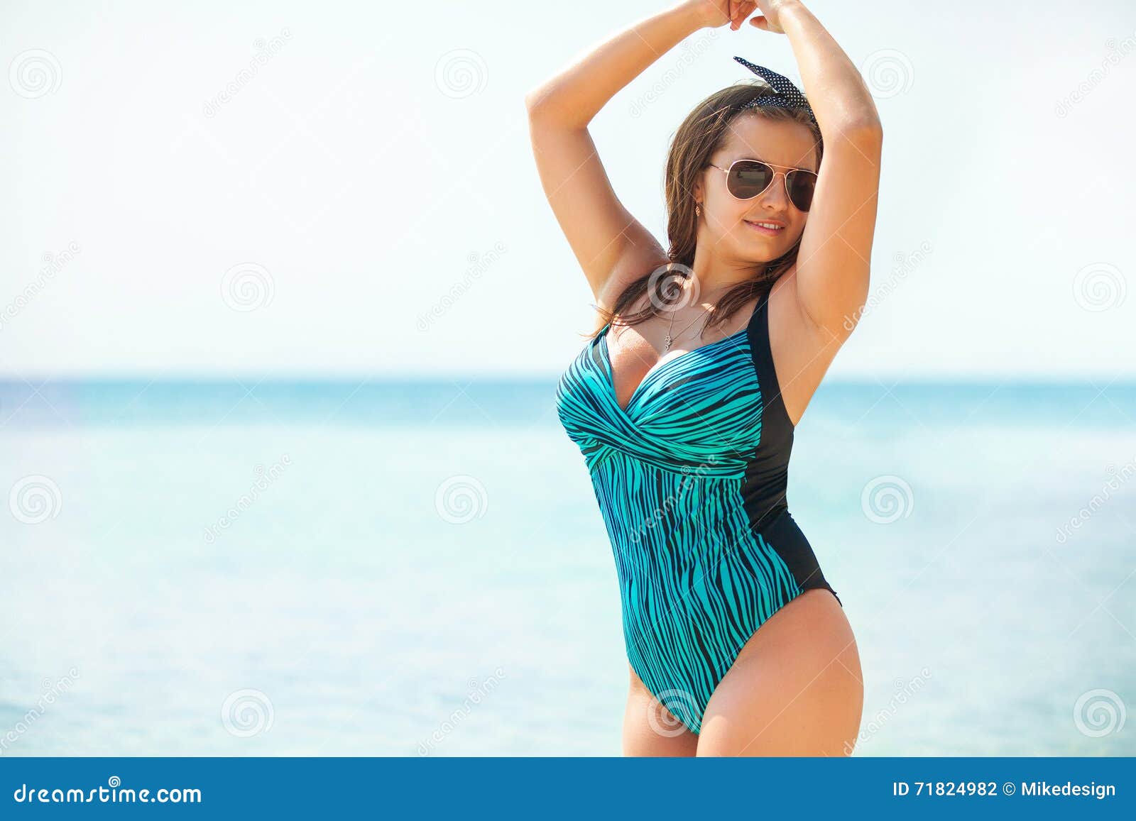 1,930 Fat Woman Swimsuit Stock Photos