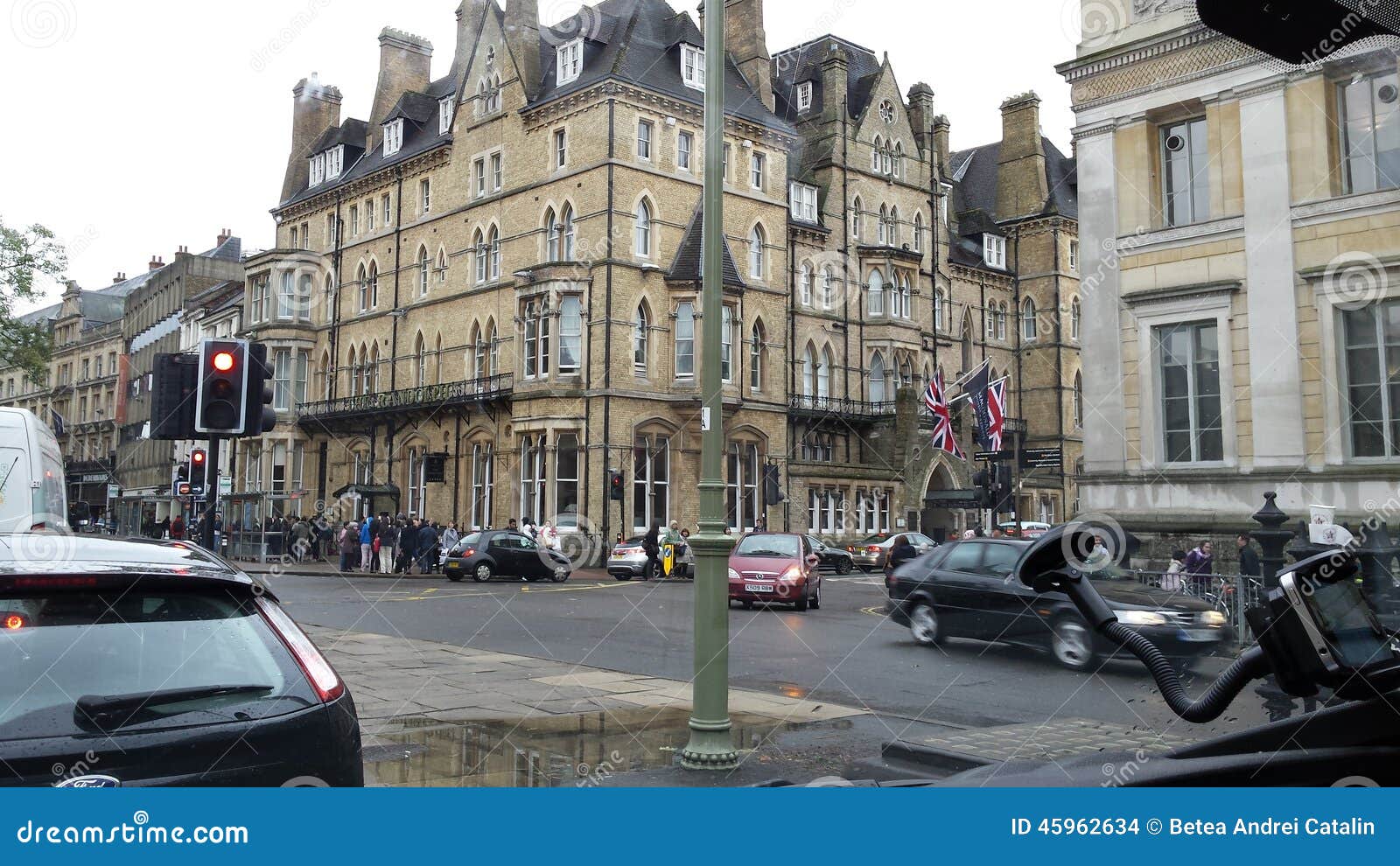 Oxford editorial stock image. Image of rain, lights, traffic 45962634