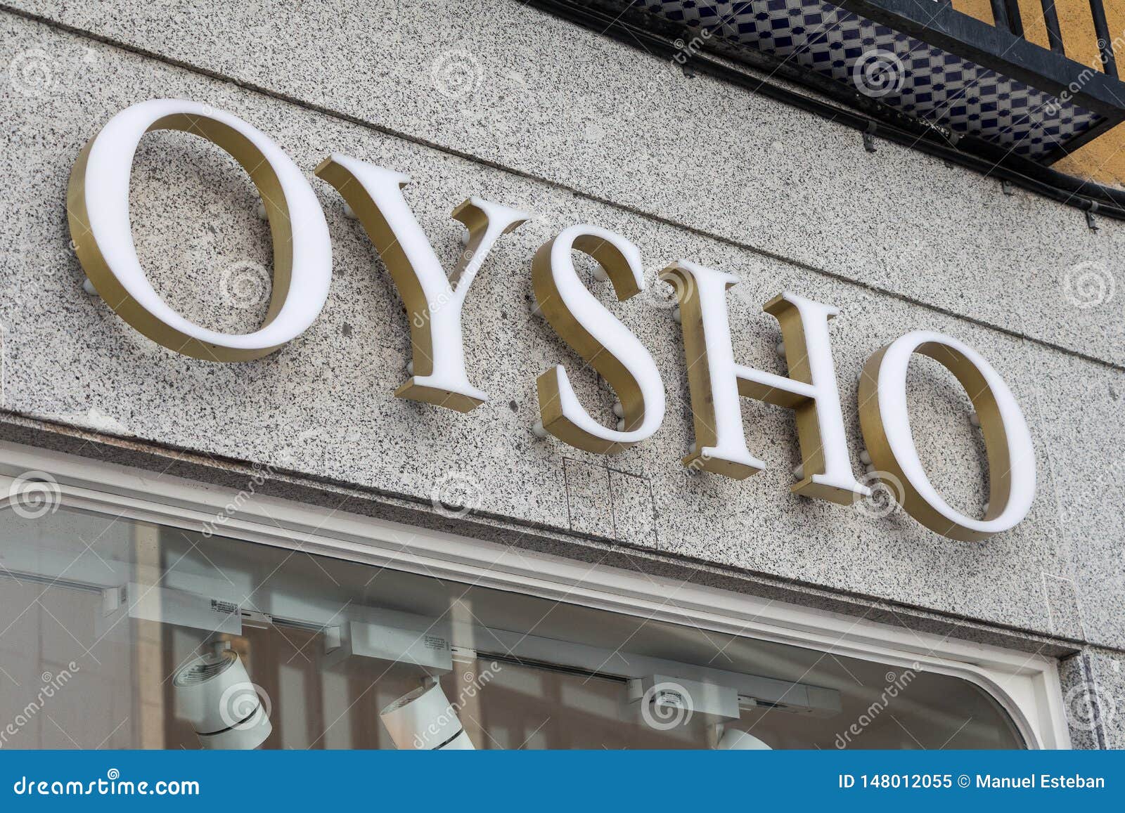 Oysho logo on Oysho`s shop editorial image. Image of collection - 148012055