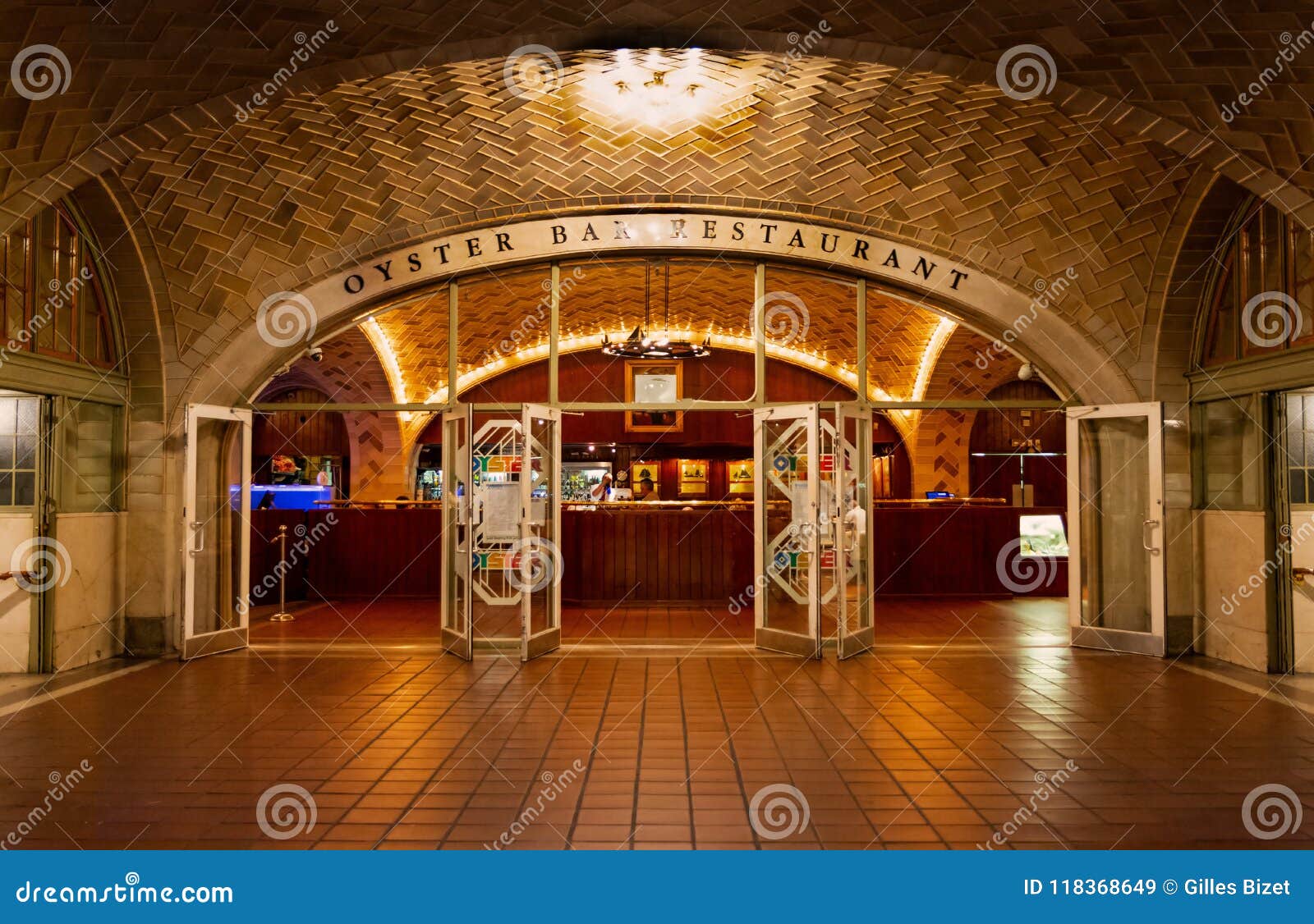 New York - Grand Central Oyster Bar & Restaurant Editorial Stock Image -  Image of appetizer, life: 118368649