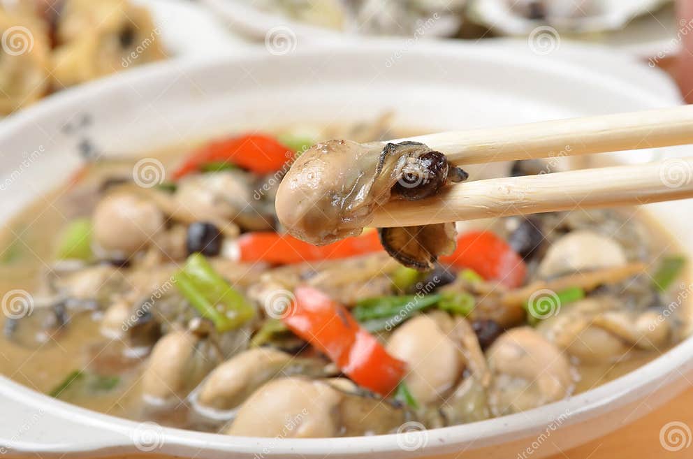 Oyster in black bean sauce stock image. Image of tradition 24402021