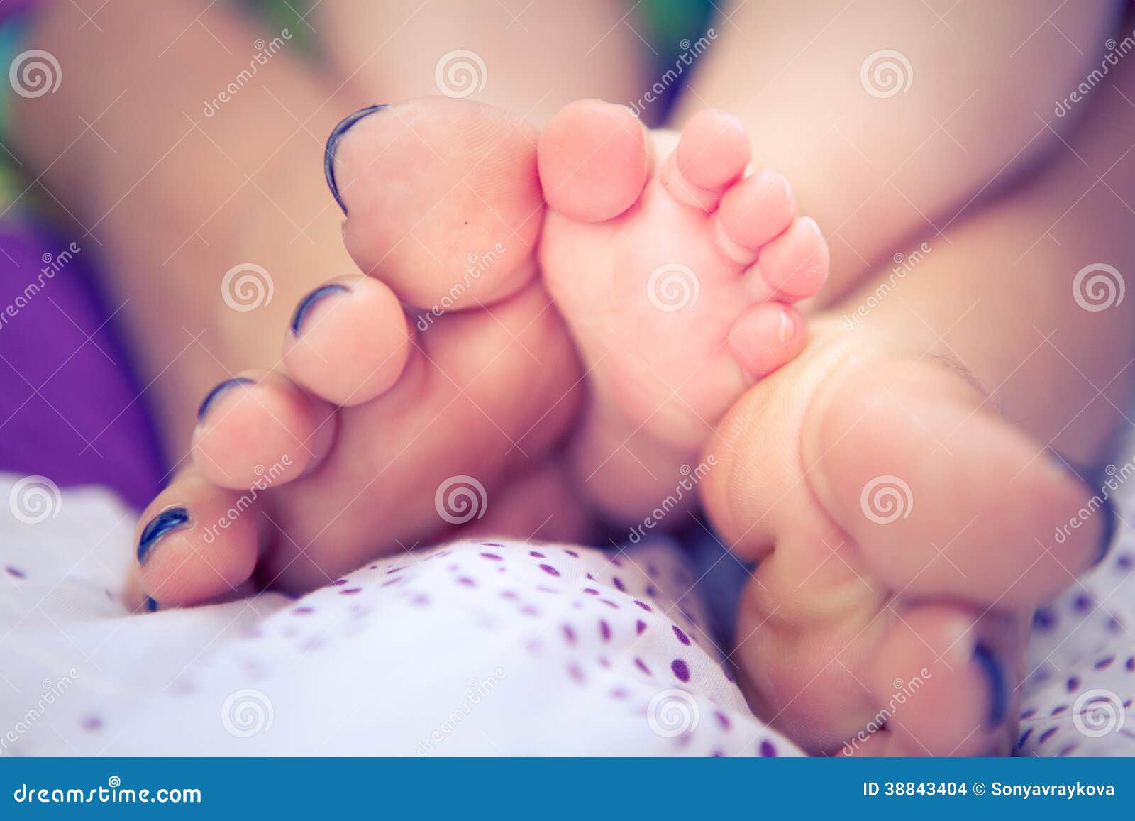 Hot Mom Feet