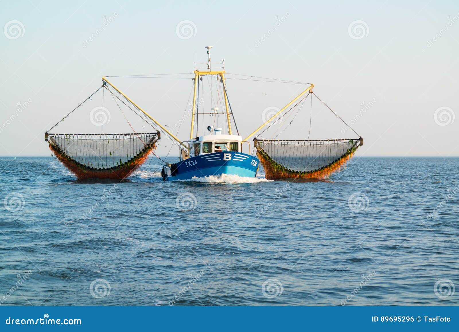 Pêche De Chalutier De Bateau Ou De 