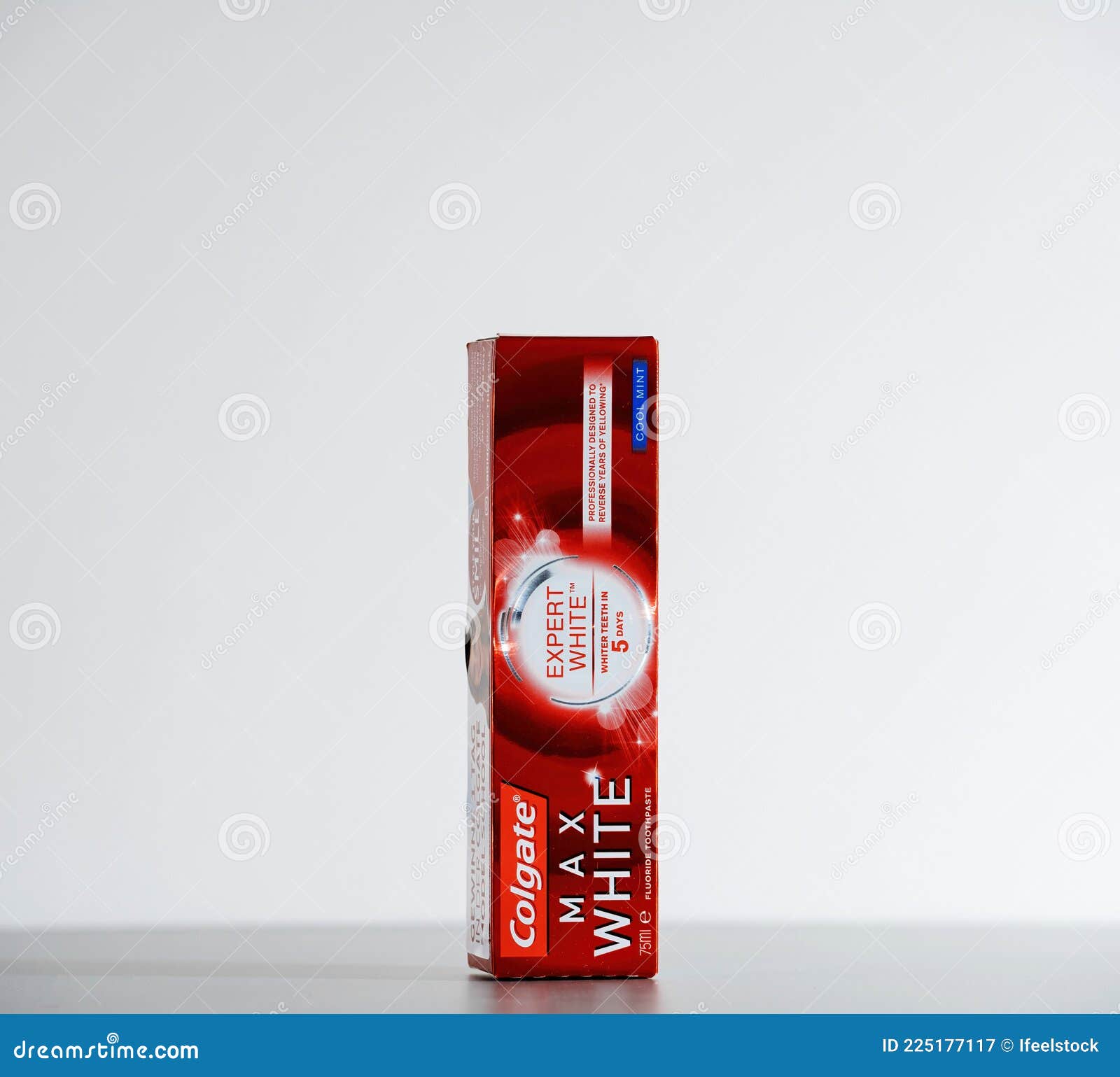 Package of a Colgate Max White Toothpaste Editorial Photography - Image of  toothbrush, brush: 225177117