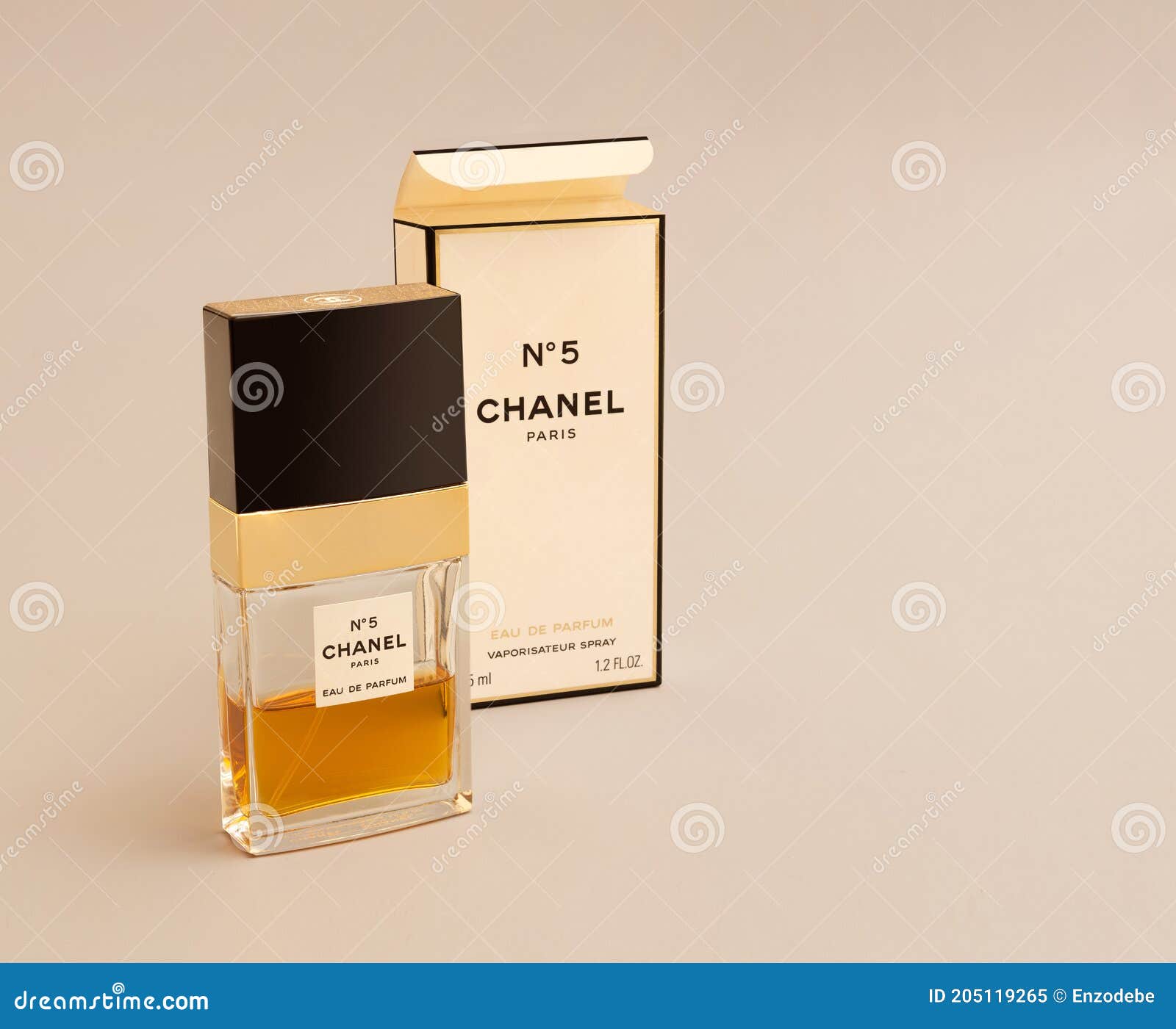 584 Bottle Chanel Stock Photos - Free & Royalty-Free - Dreamstime