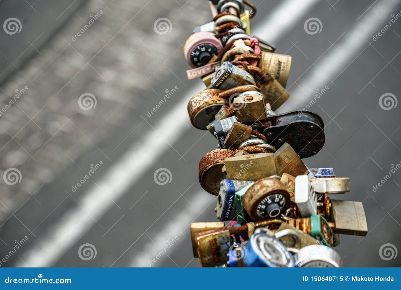 Padlock of the Brooklyn Bridge Editorial Image Image of brooklyn