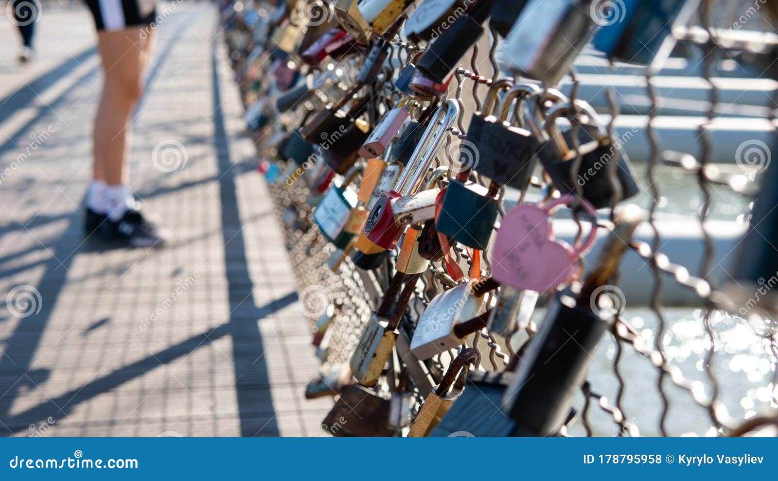 .padlocks for Lovers. the Tradition of Hanging Locks for a Long