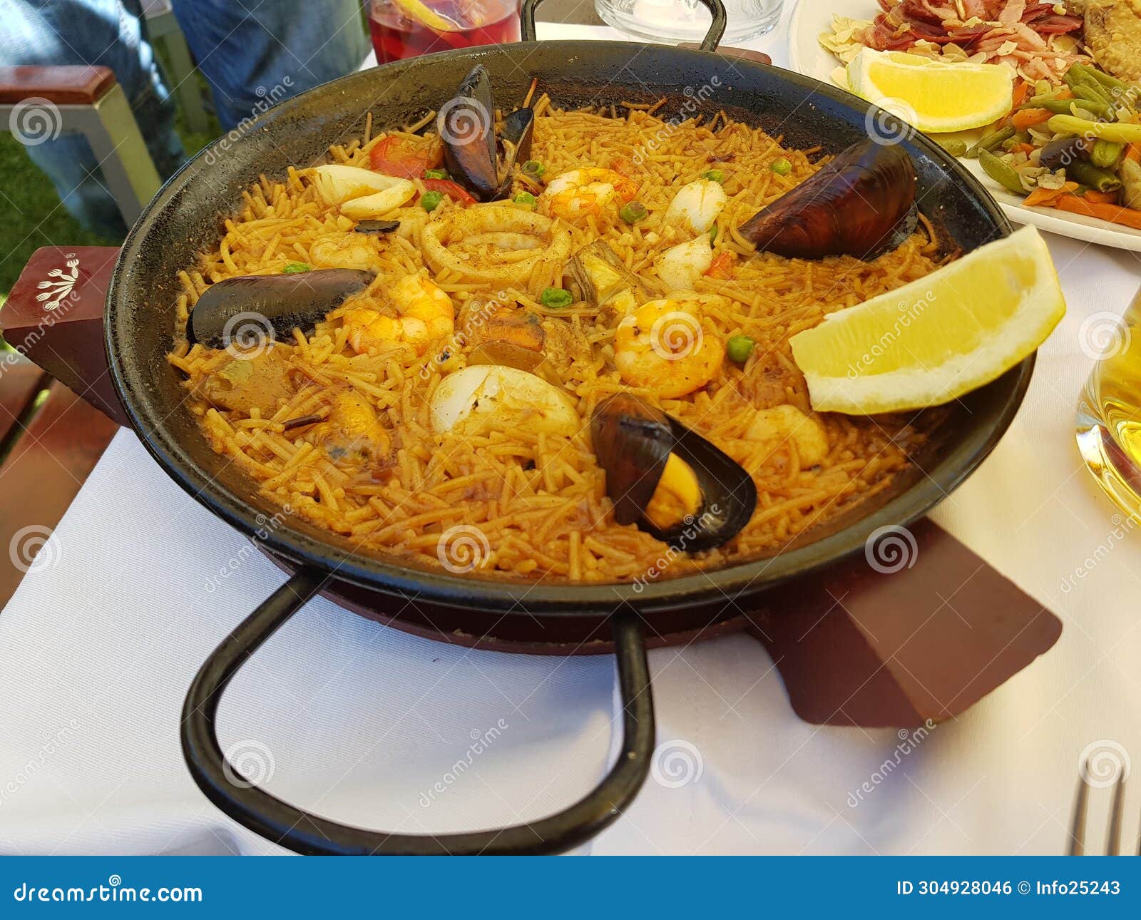 paella de marisco