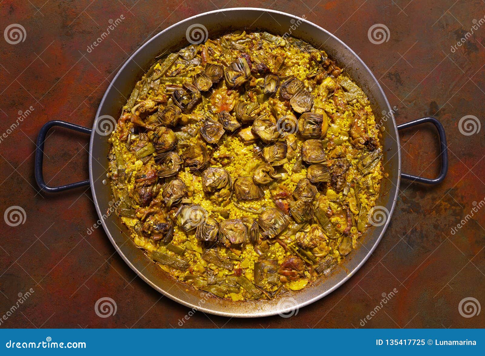 Paella De Poulet Et De Lapin De Valence Image Stock Image Du