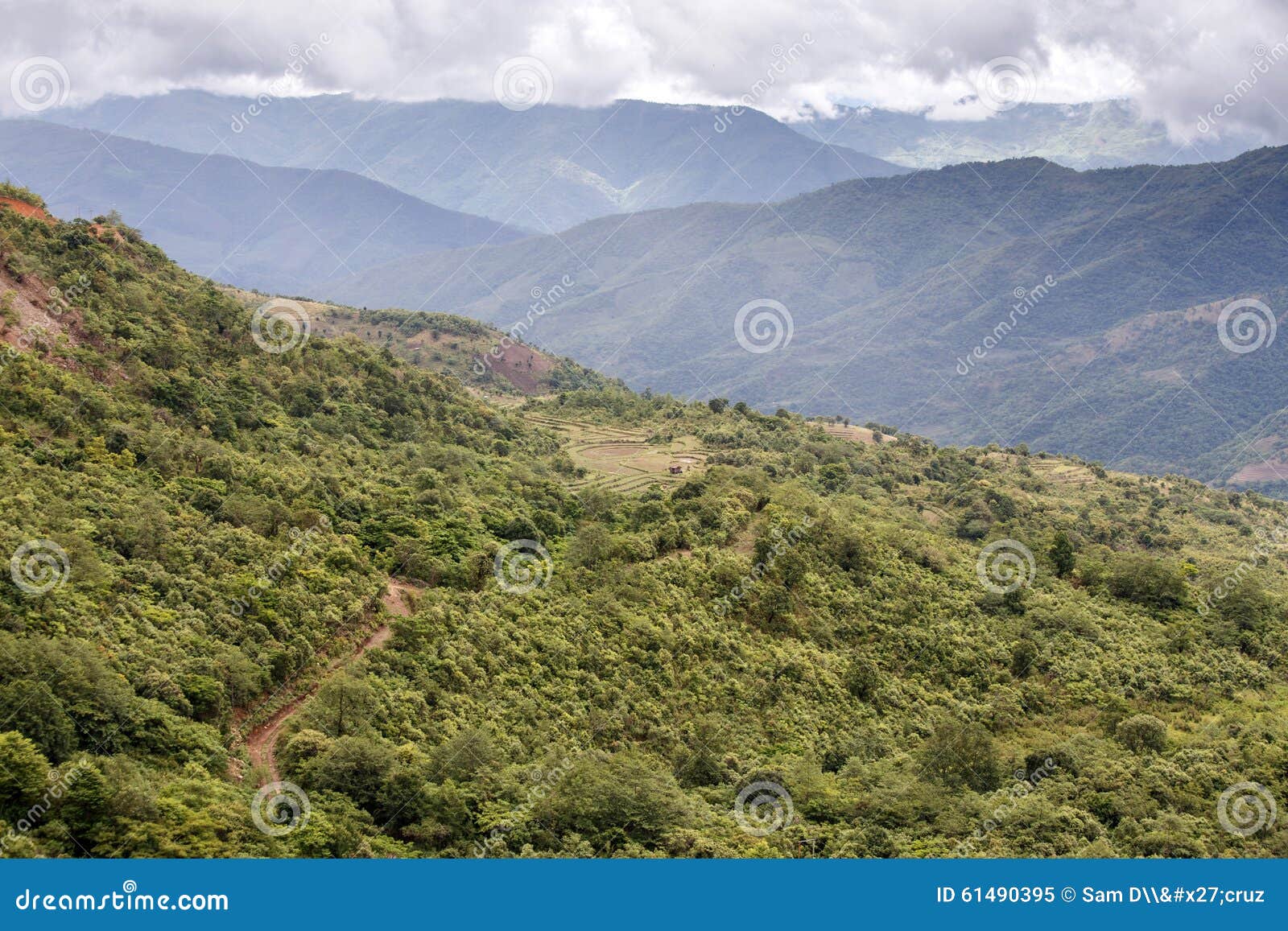 Paesaggio naturale, Birmania. Paesaggio naturale Chin Mountains, nel Myanmar & x28; Burma& x29;