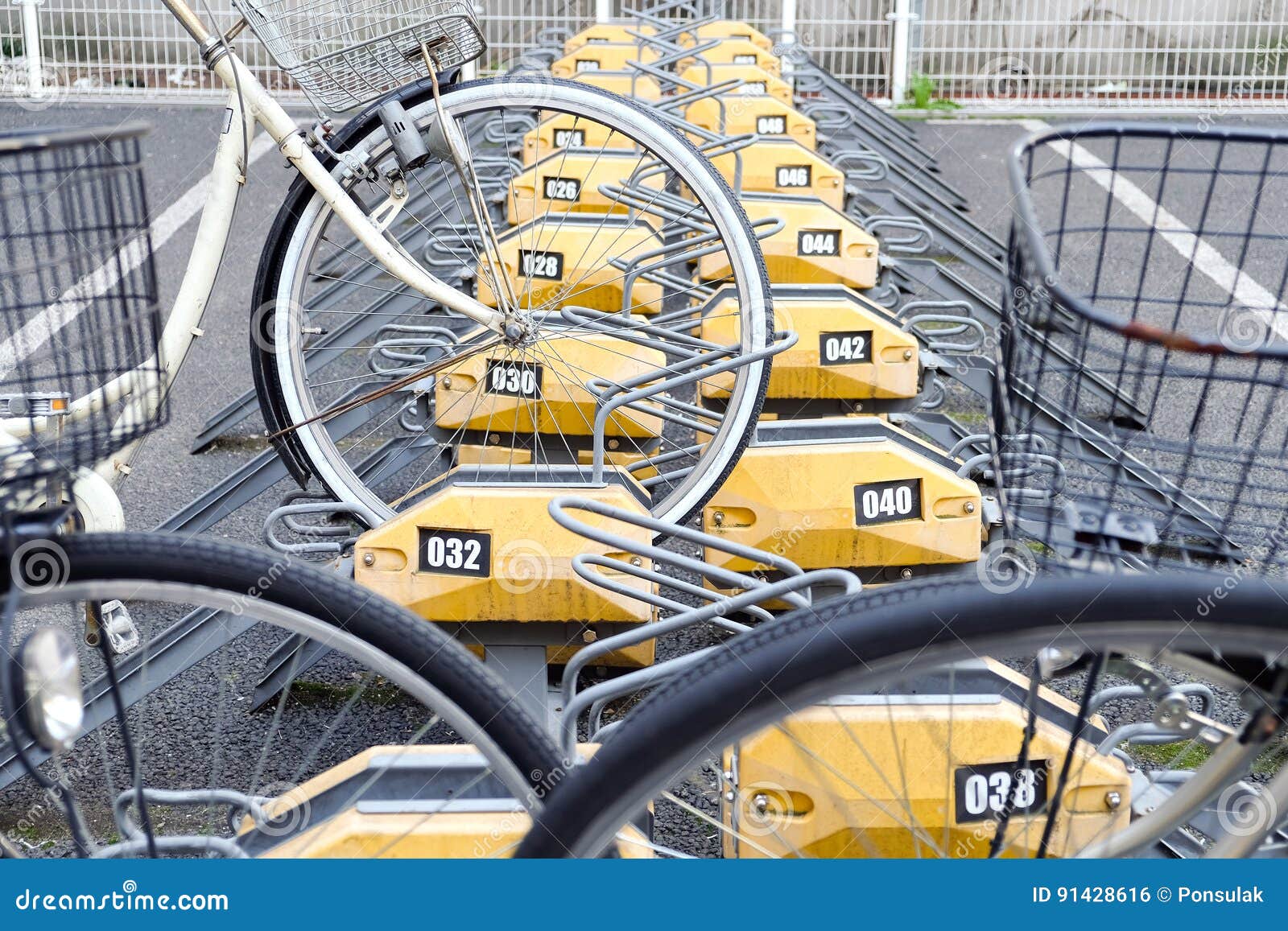 bicycle parking near me