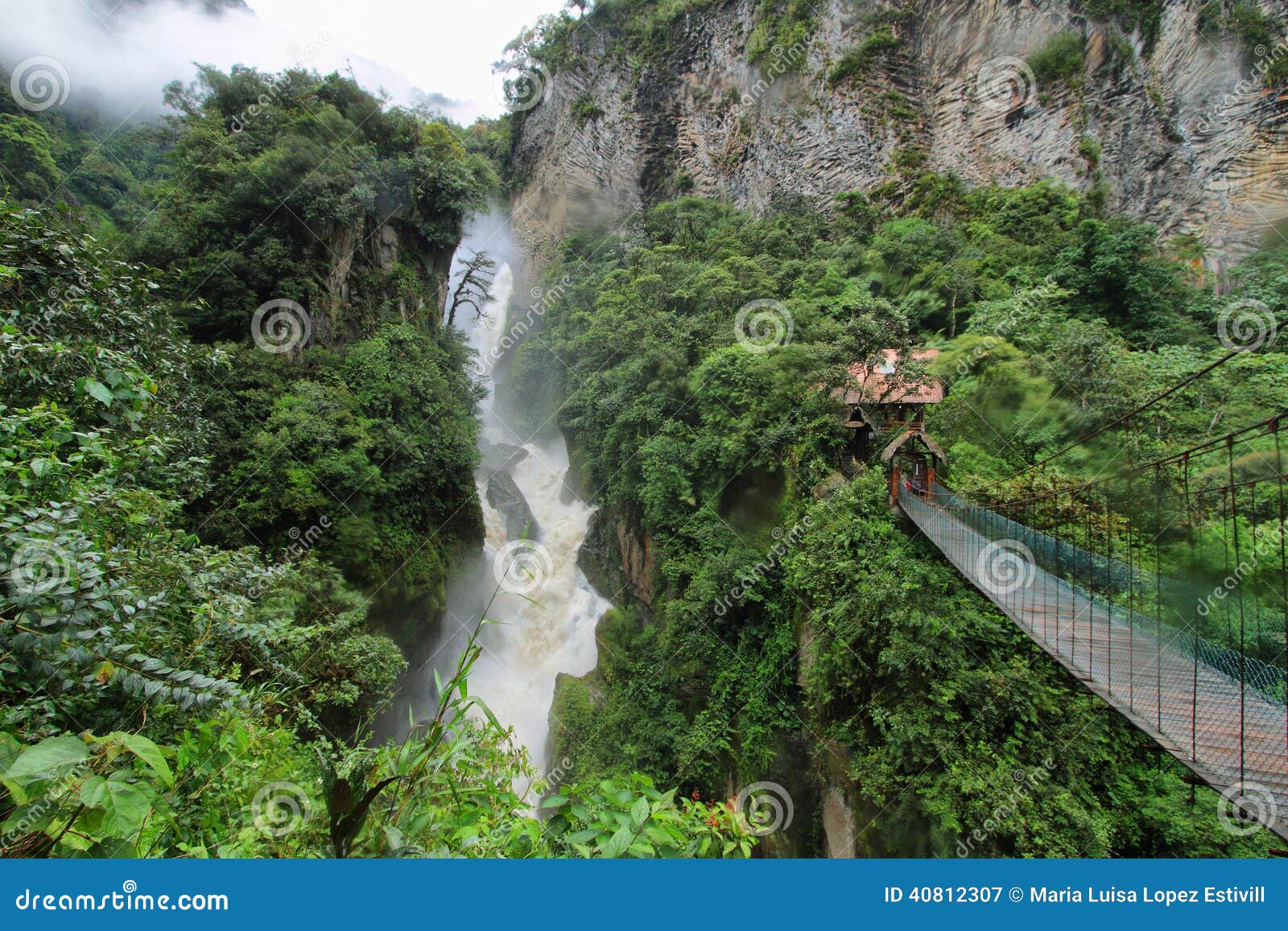pailon del diablo waterfall, ecuador