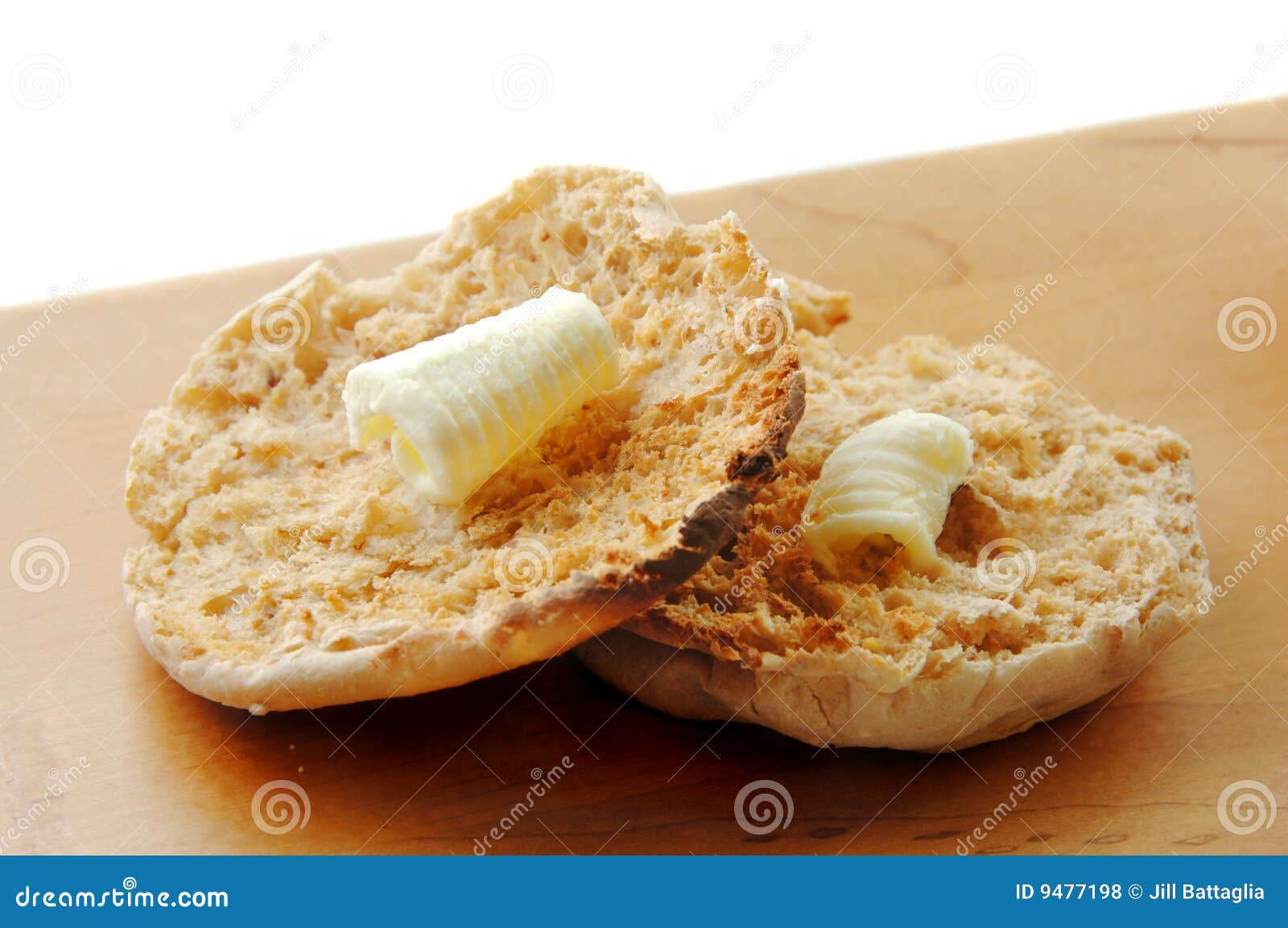 Pain anglais et beurre photo stock. Image du rouleau, nourriture 9477198