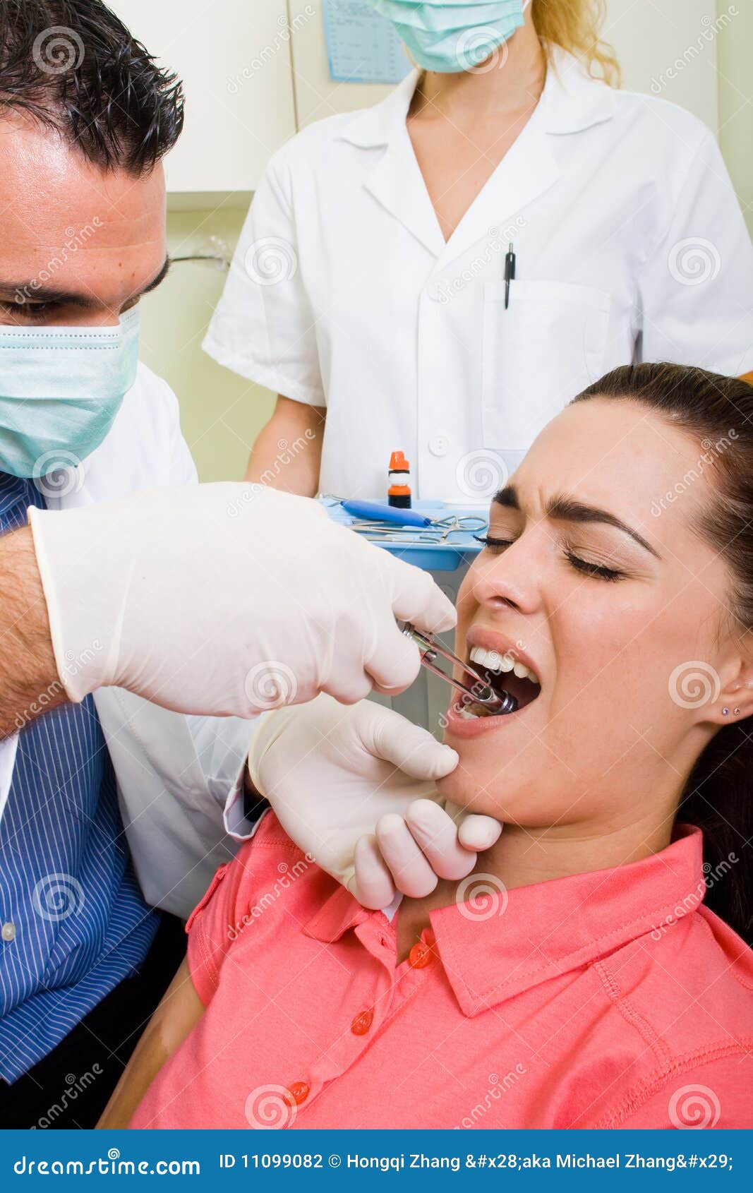 images Pain Dentist Shot dreamstime com