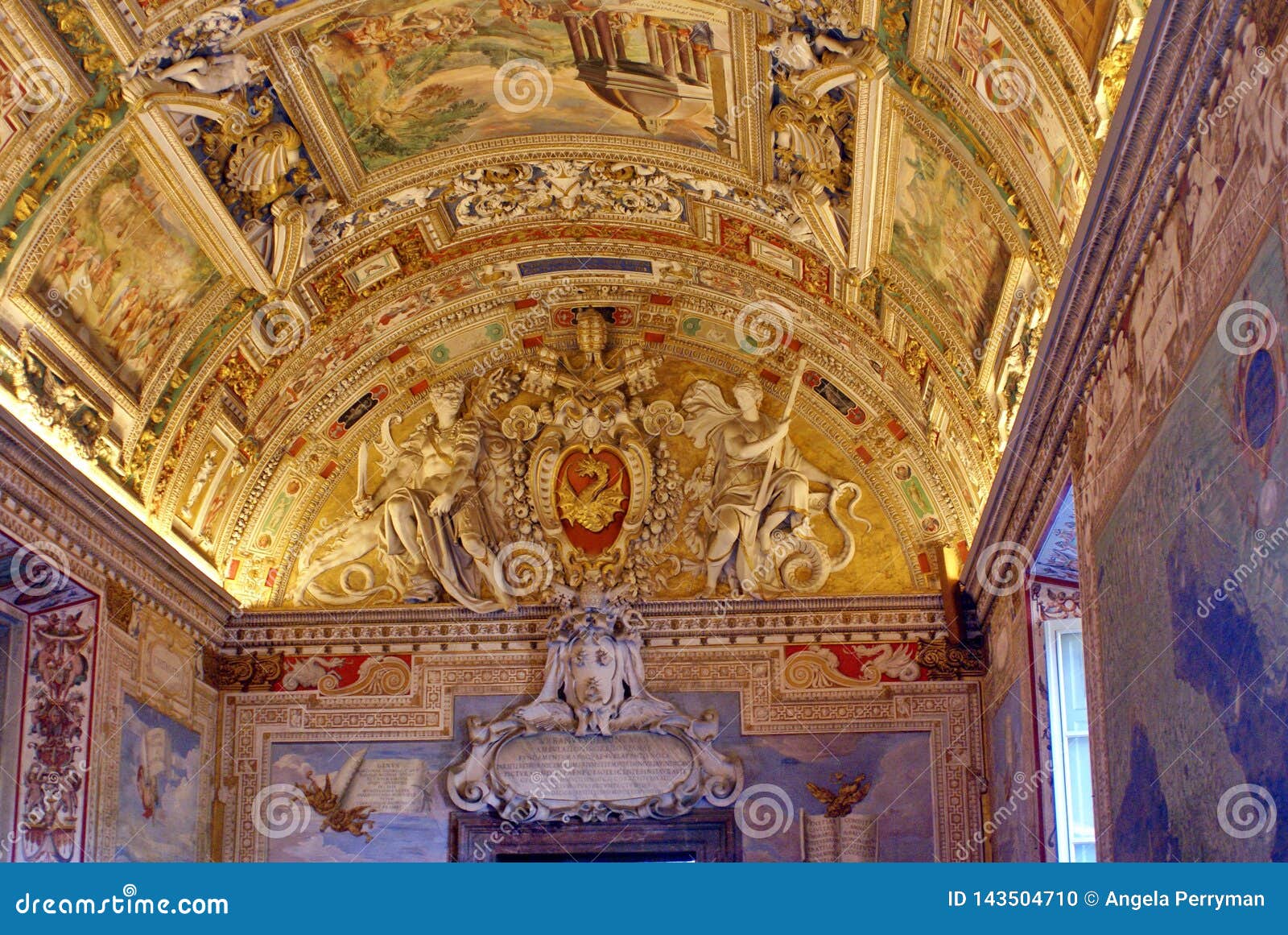 Ceiling in the Vatican editorial image. Image of museum 143504710