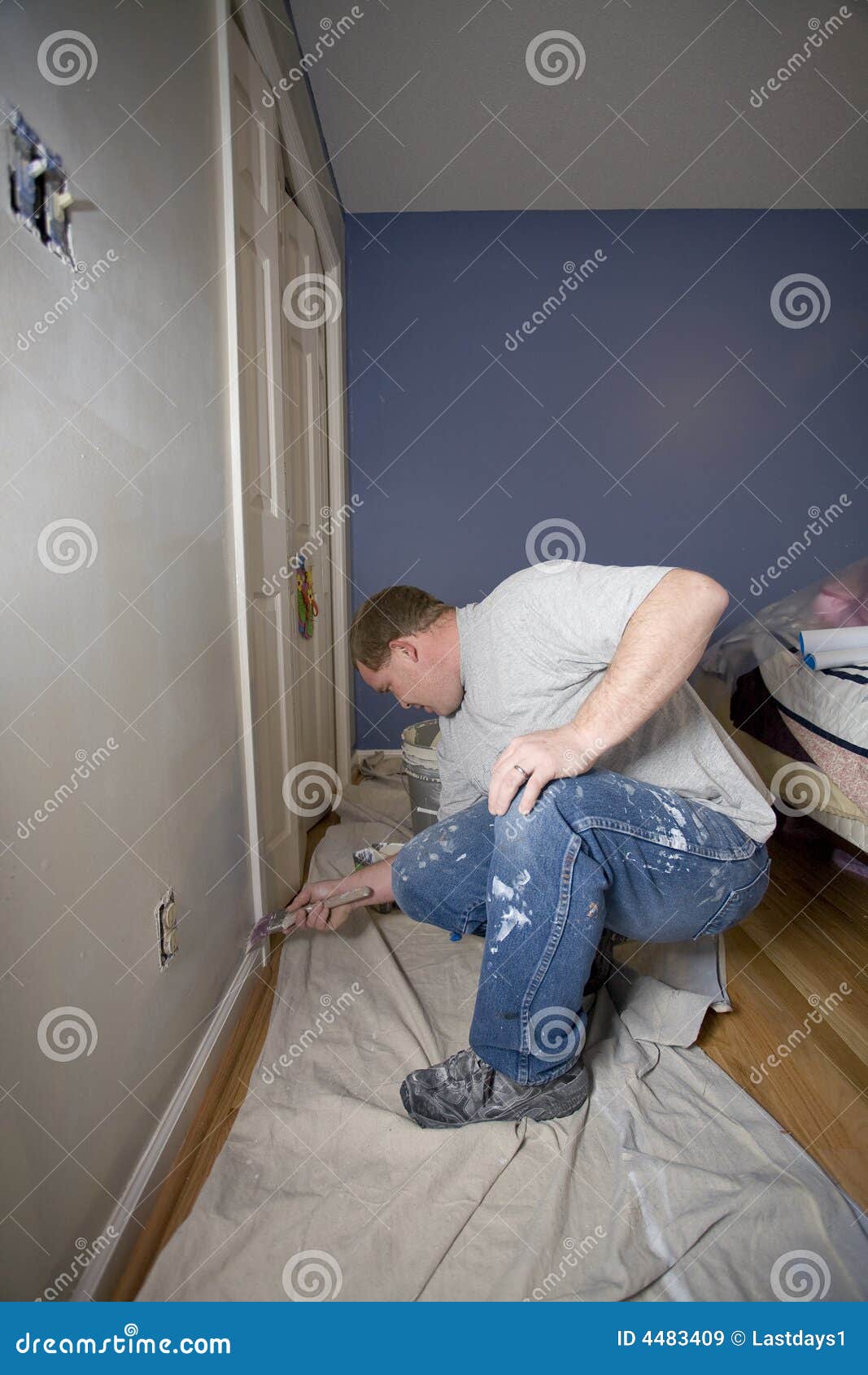 Painter painting trim stock image. Image of improvement 4483409