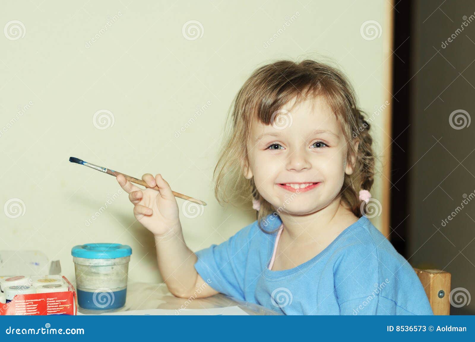 Painting girl stock image. Image of creative, artist, happy 8536573