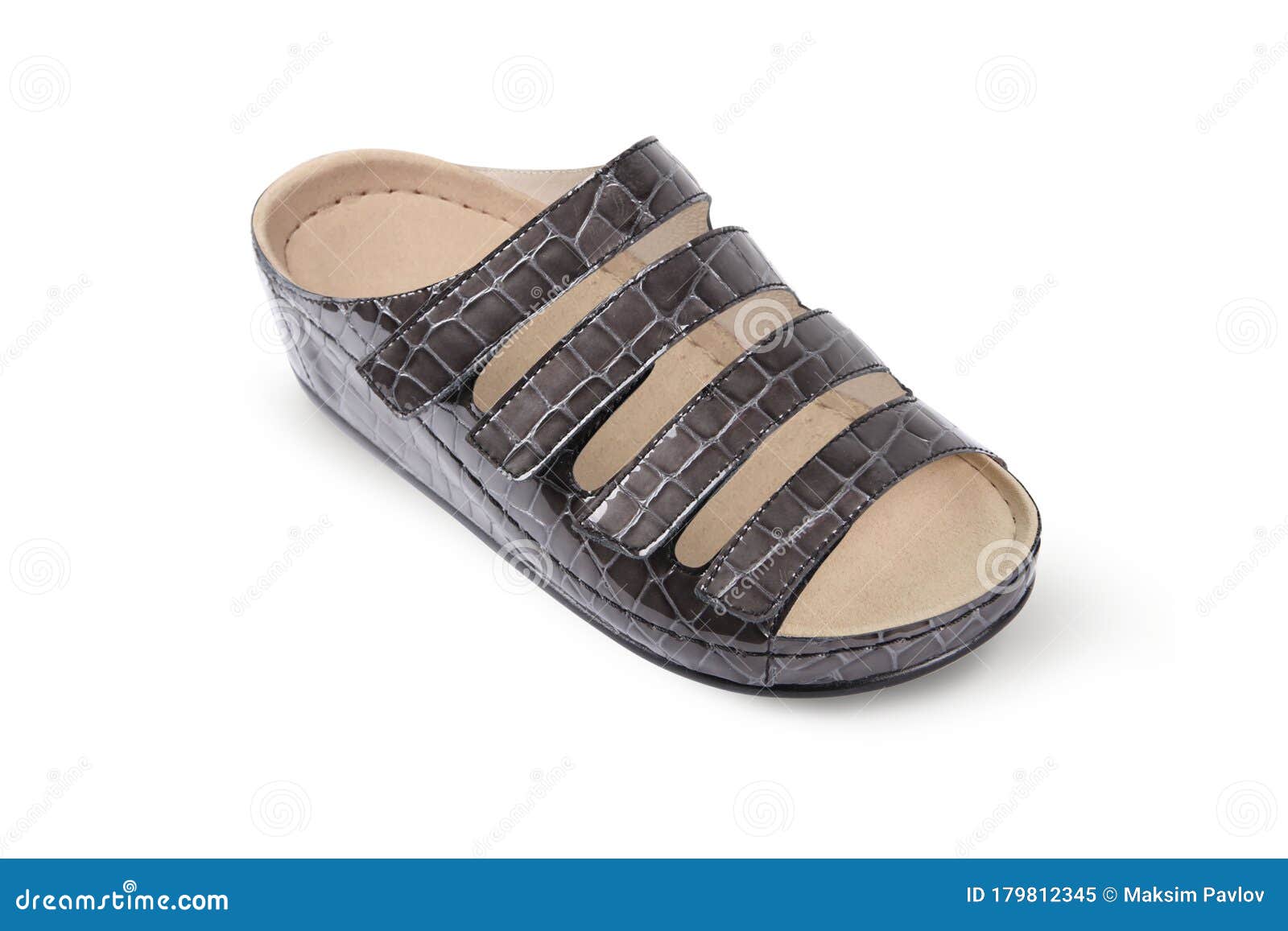 Download Pair Of Blank Soft Gray Home Slippers, Design Mockup ...