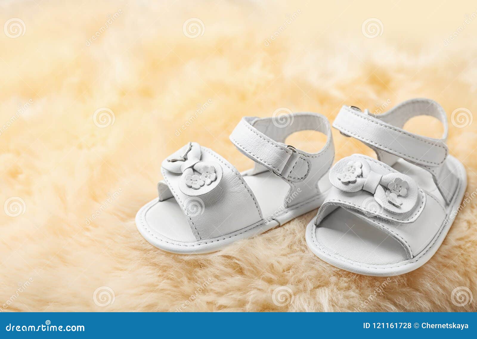 fuzzy baby sandals