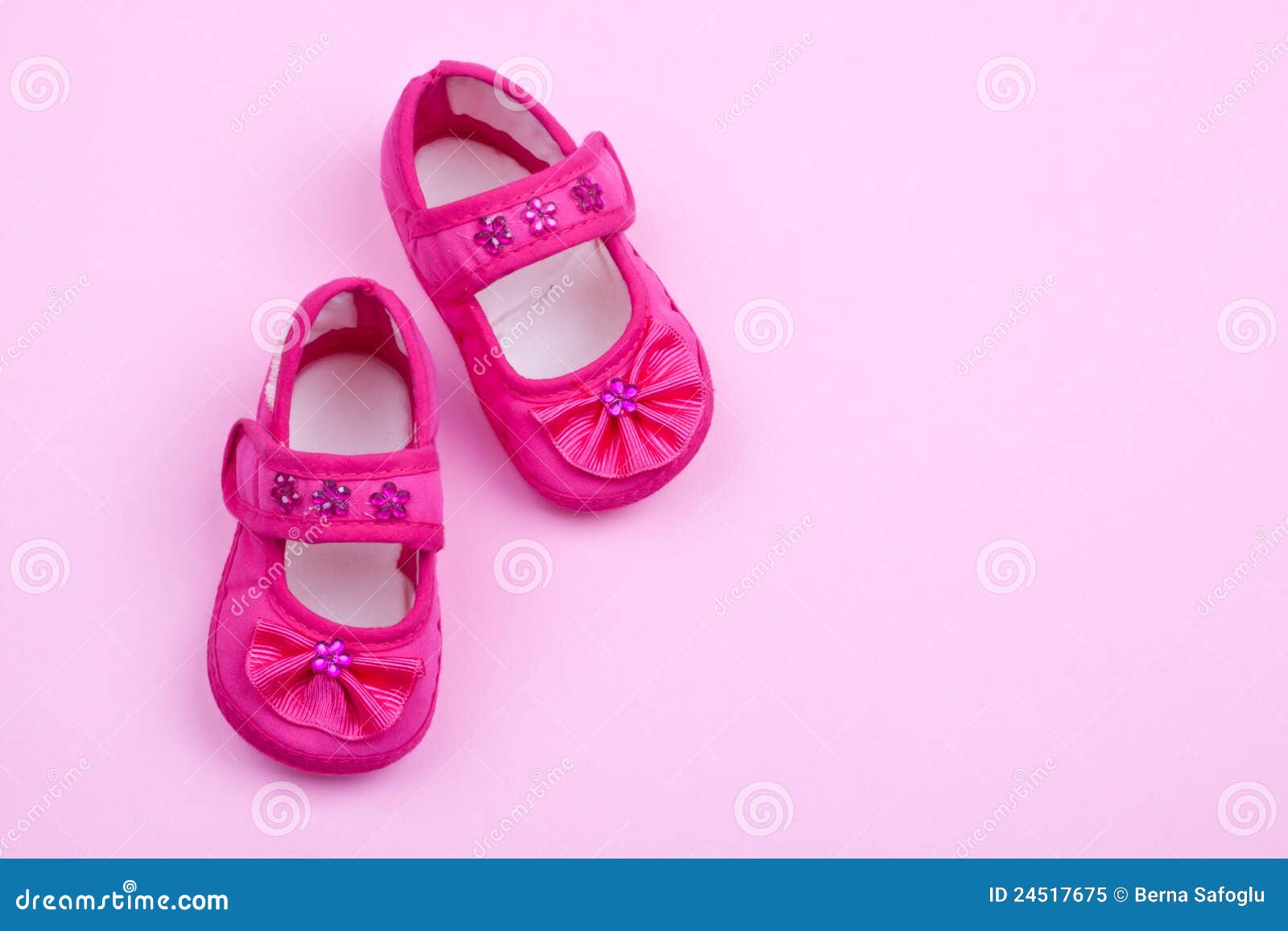 A pair of pink baby shoes stock image. Image of infant 24517675